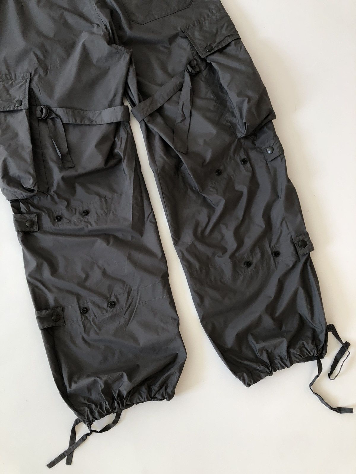 Prada Prada Bondage Cargo Nylon Pants Size US 35 - 5 Thumbnail