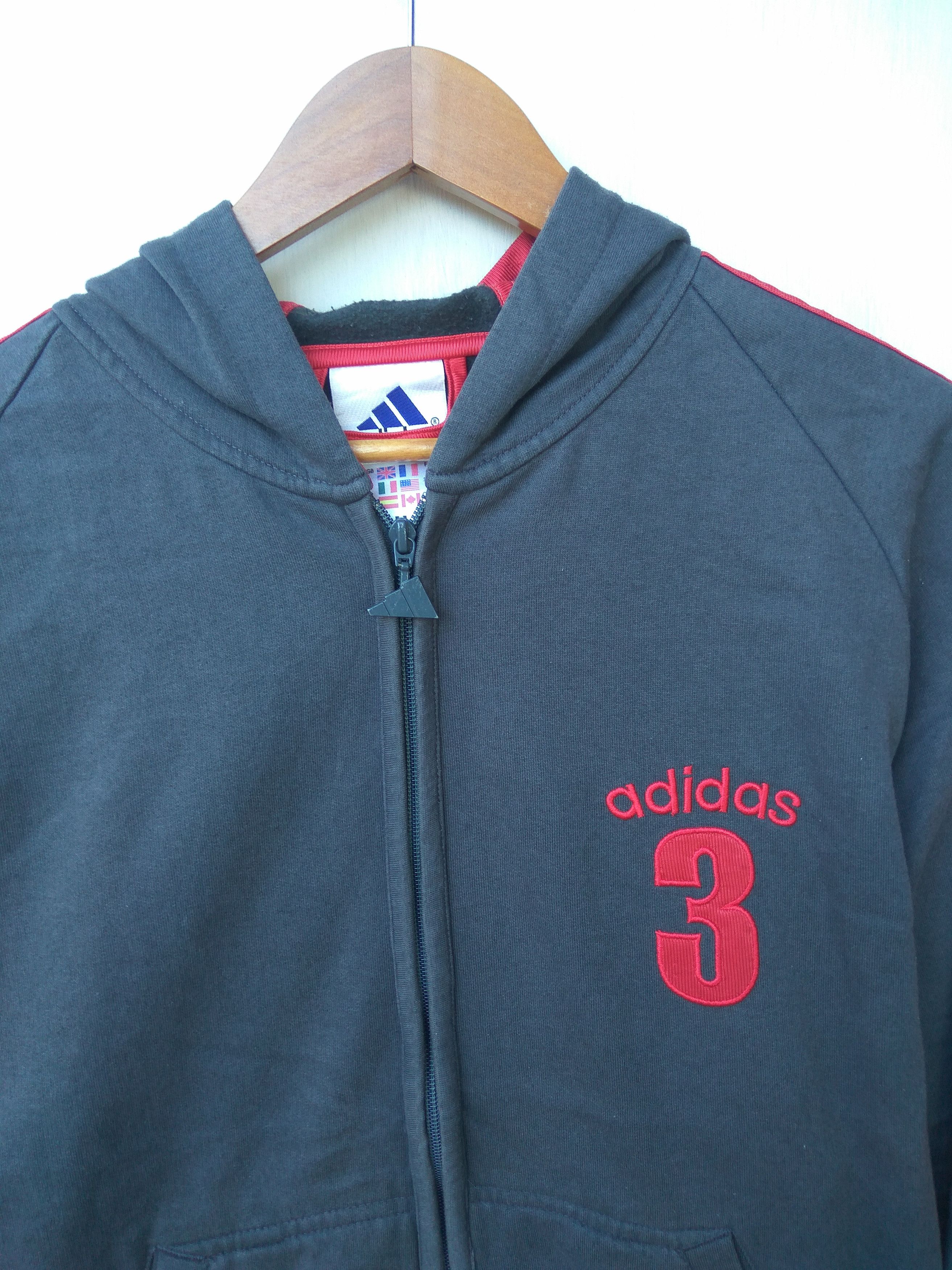 Adidas 🔥 Vintage Adidas hoodies zipper 3 stripes Size US M / EU 48-50 / 2 - 3 Thumbnail