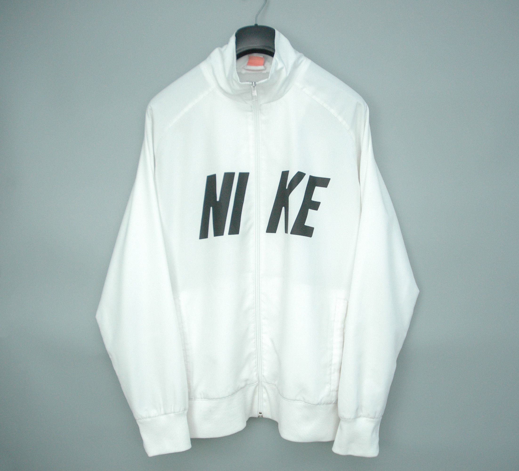 Nike Nike Light Jacket Big Logo Size US XL / EU 56 / 4 - 1 Thumbnail
