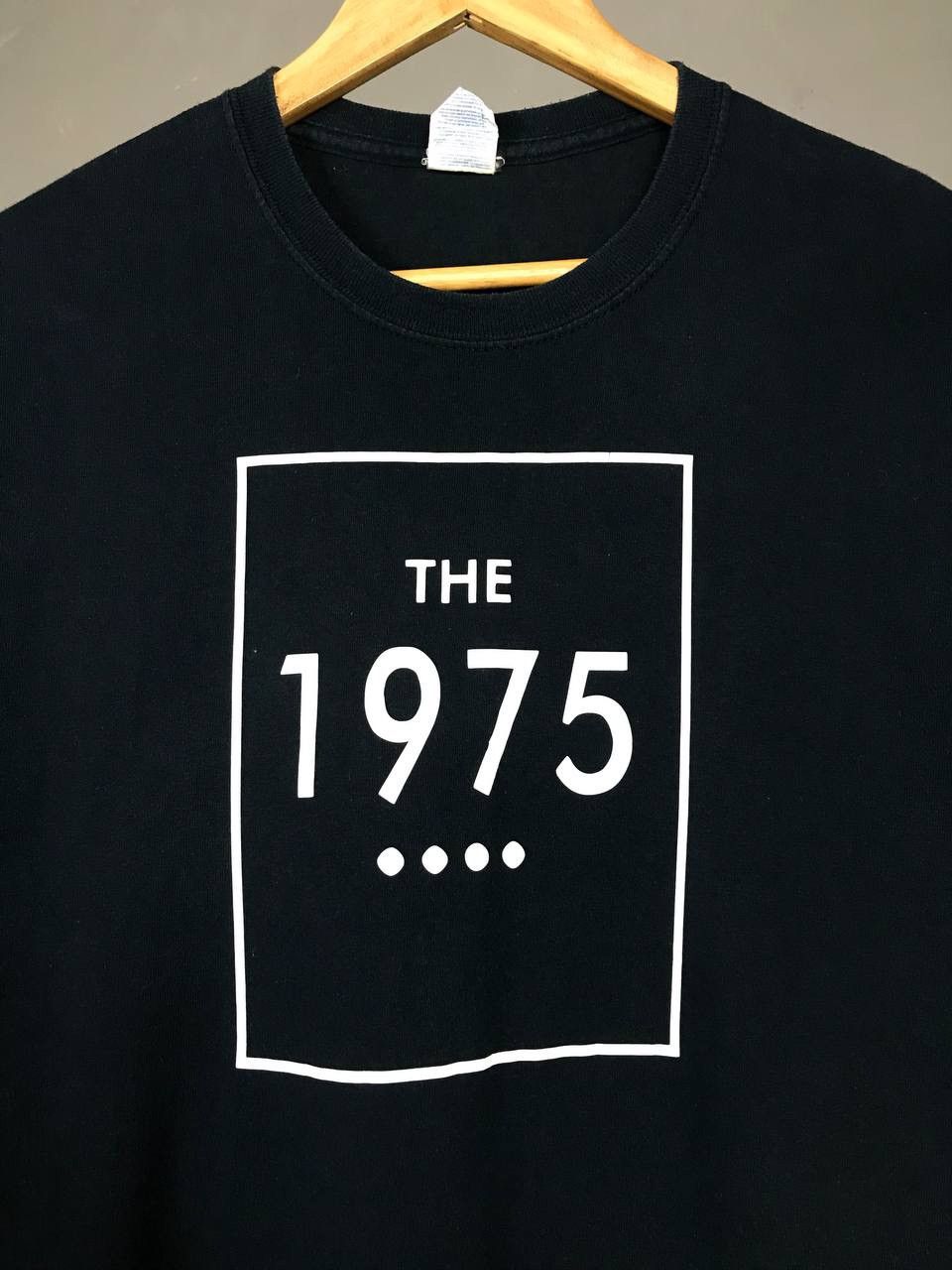 Band Tees The 1975 vintage rock band tee Size US M / EU 48-50 / 2 - 3 Thumbnail