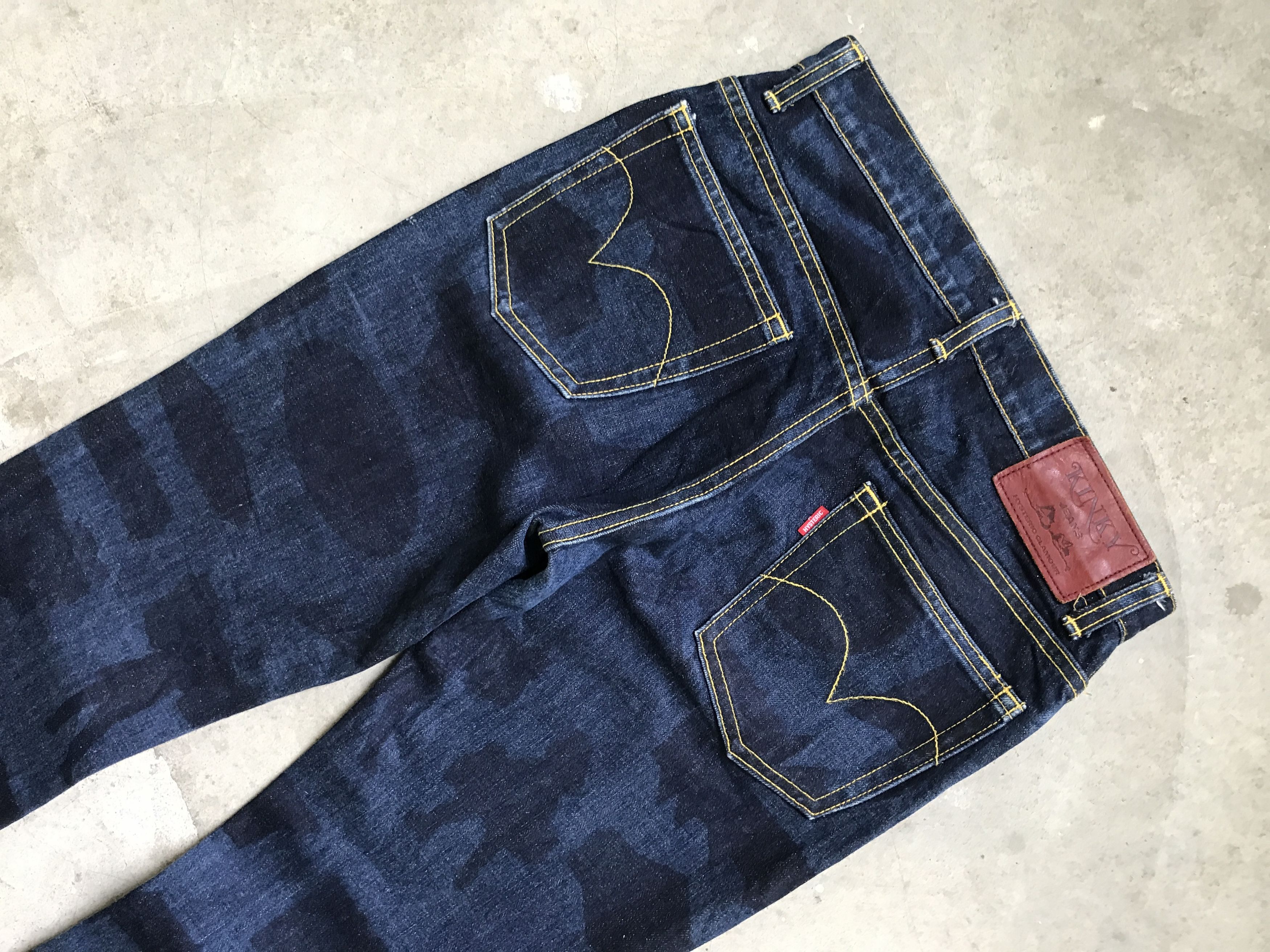 Hysteric Glamour × Japanese Brand Flare HYSTERIC GLAMOUR Archival Stunning Full Fades Denim Size US 27 - 14 Thumbnail