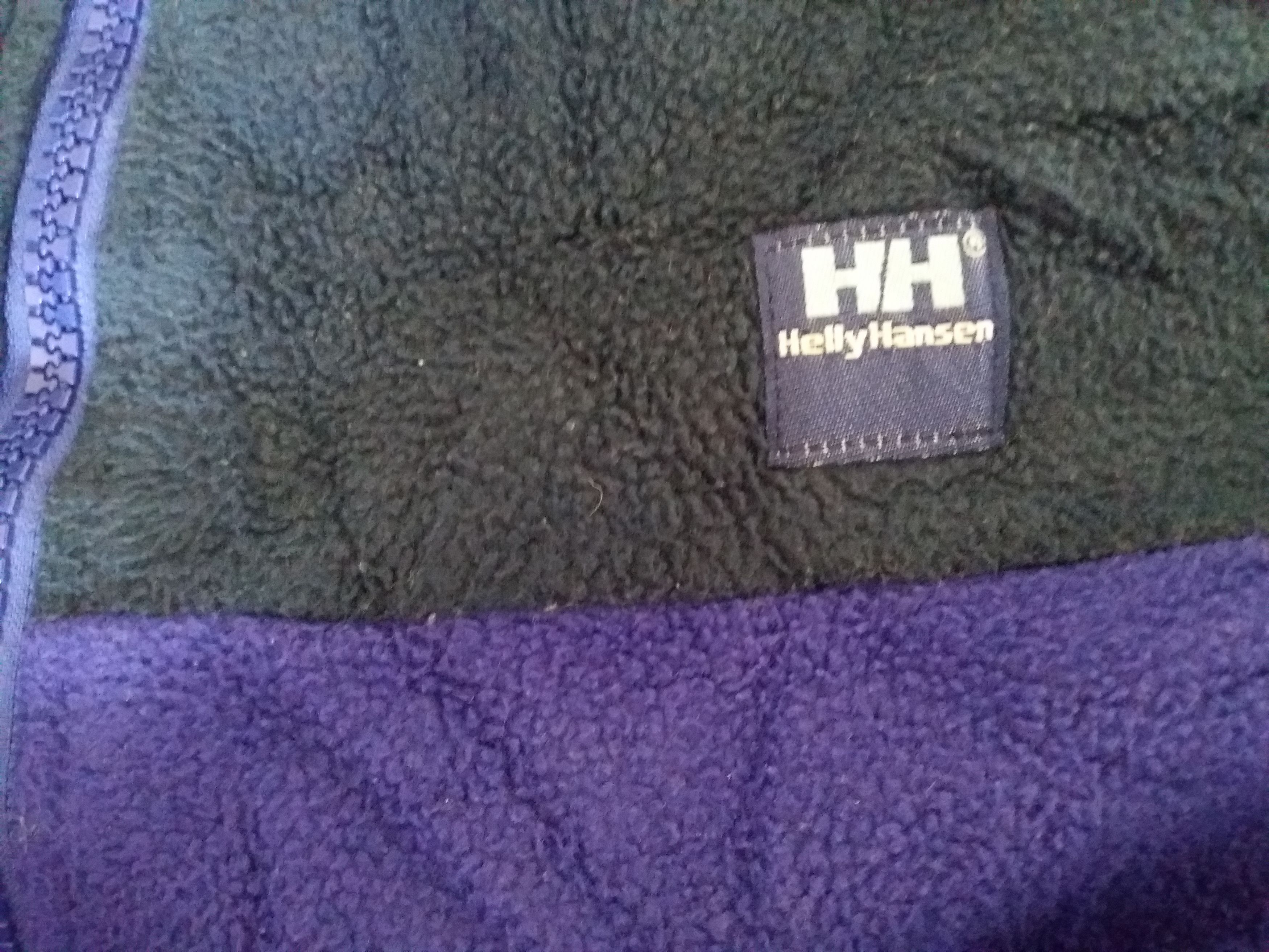 Helly Hansen Helly Hansen zipper fleece armpit mesurement 27inches Size US L / EU 52-54 / 3 - 6 Thumbnail