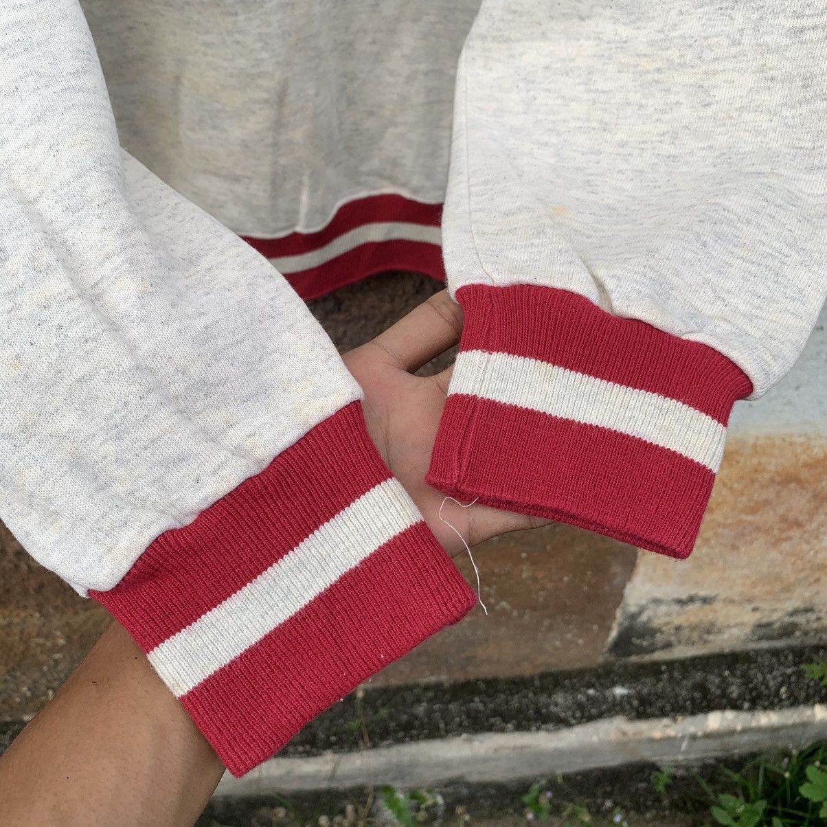 Signal Sport × Vintage 💥 1990’s Vintage Signal Sports Crewneck Blank Sweater Size US L / EU 52-54 / 3 - 8 Thumbnail