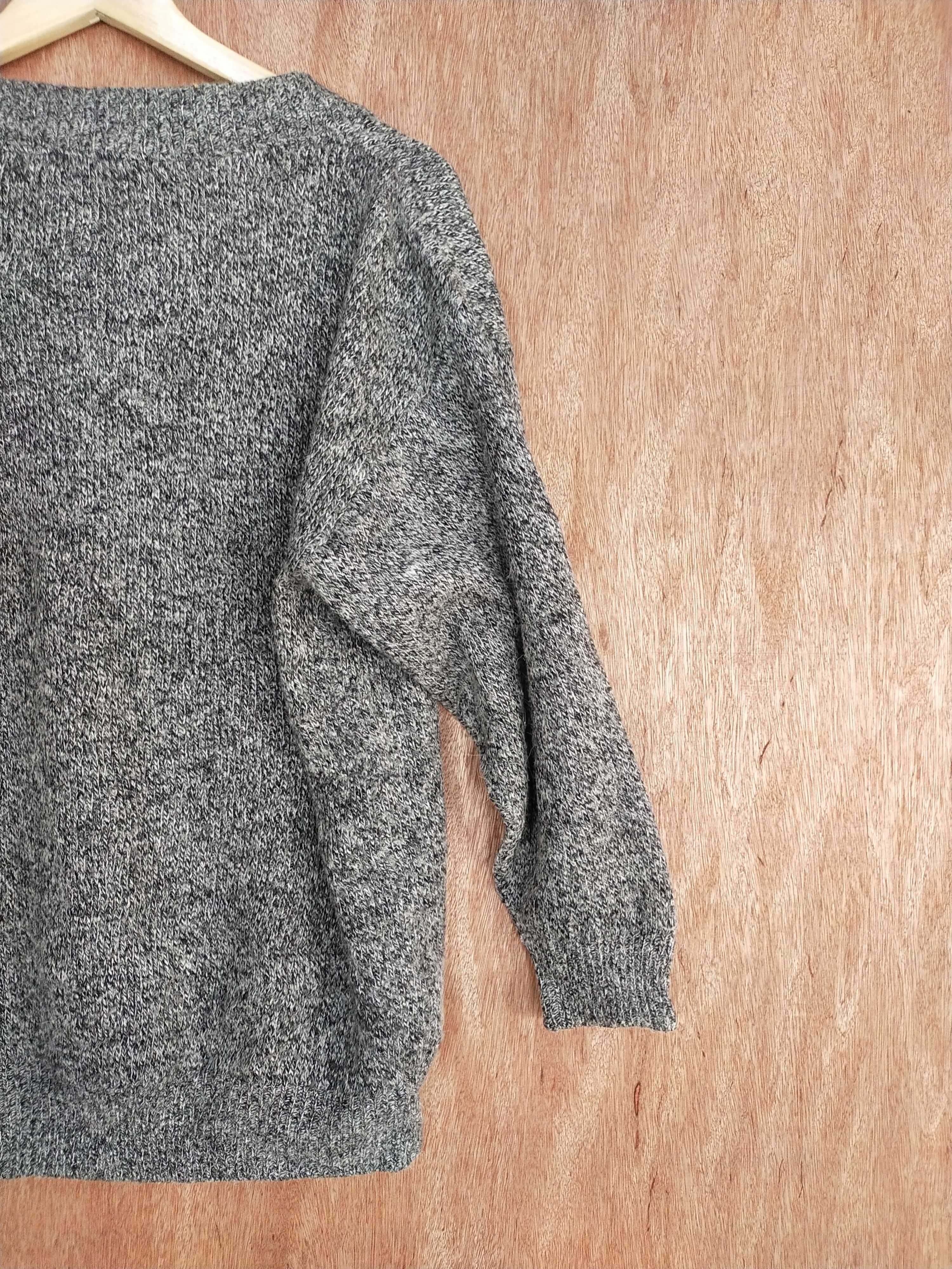 Vintage Pansy gray Knitwear cardigan japan #S110 Size US M / EU 48-50 / 2 - 9 Thumbnail