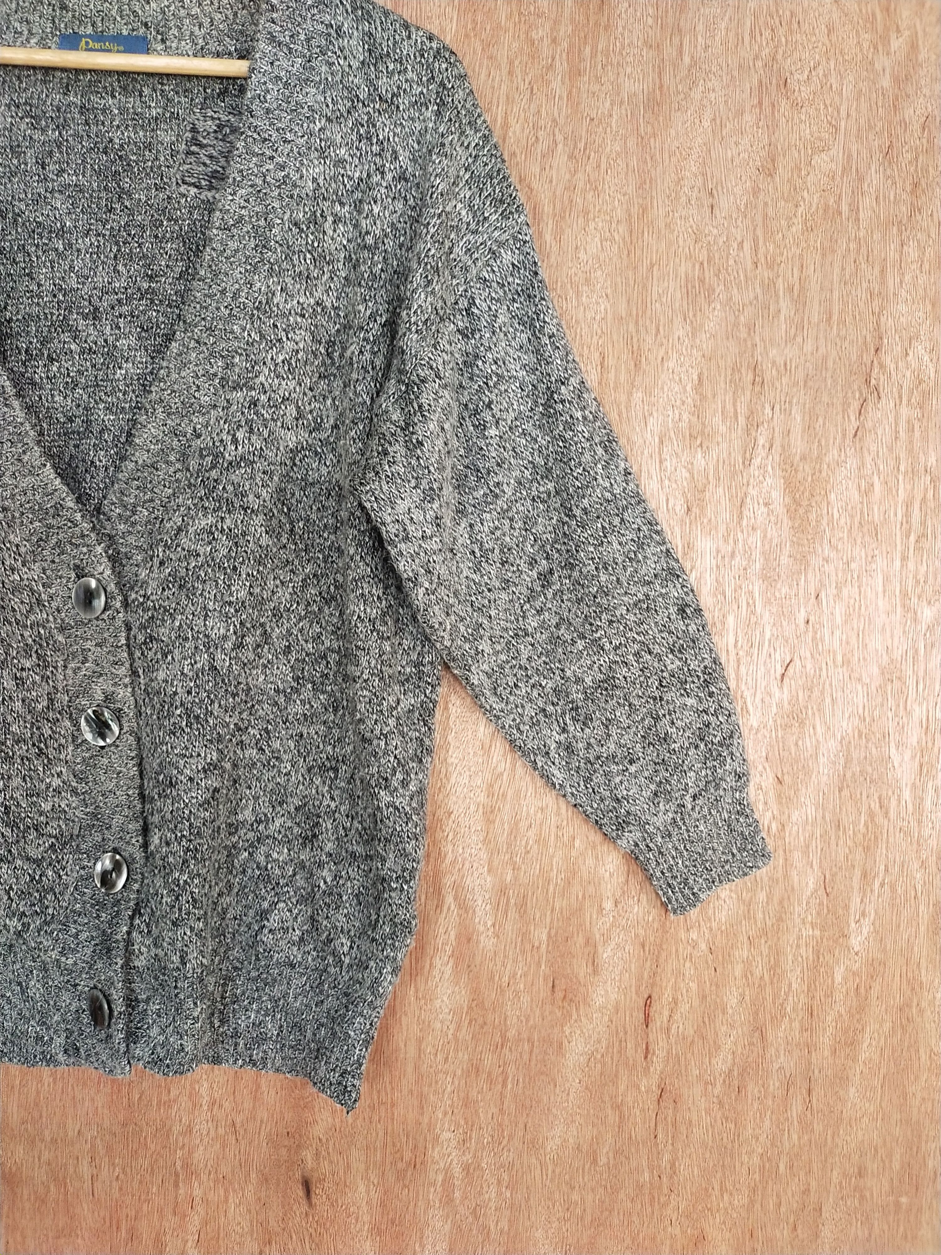 Vintage Pansy gray Knitwear cardigan japan #S110 Size US M / EU 48-50 / 2 - 3 Thumbnail