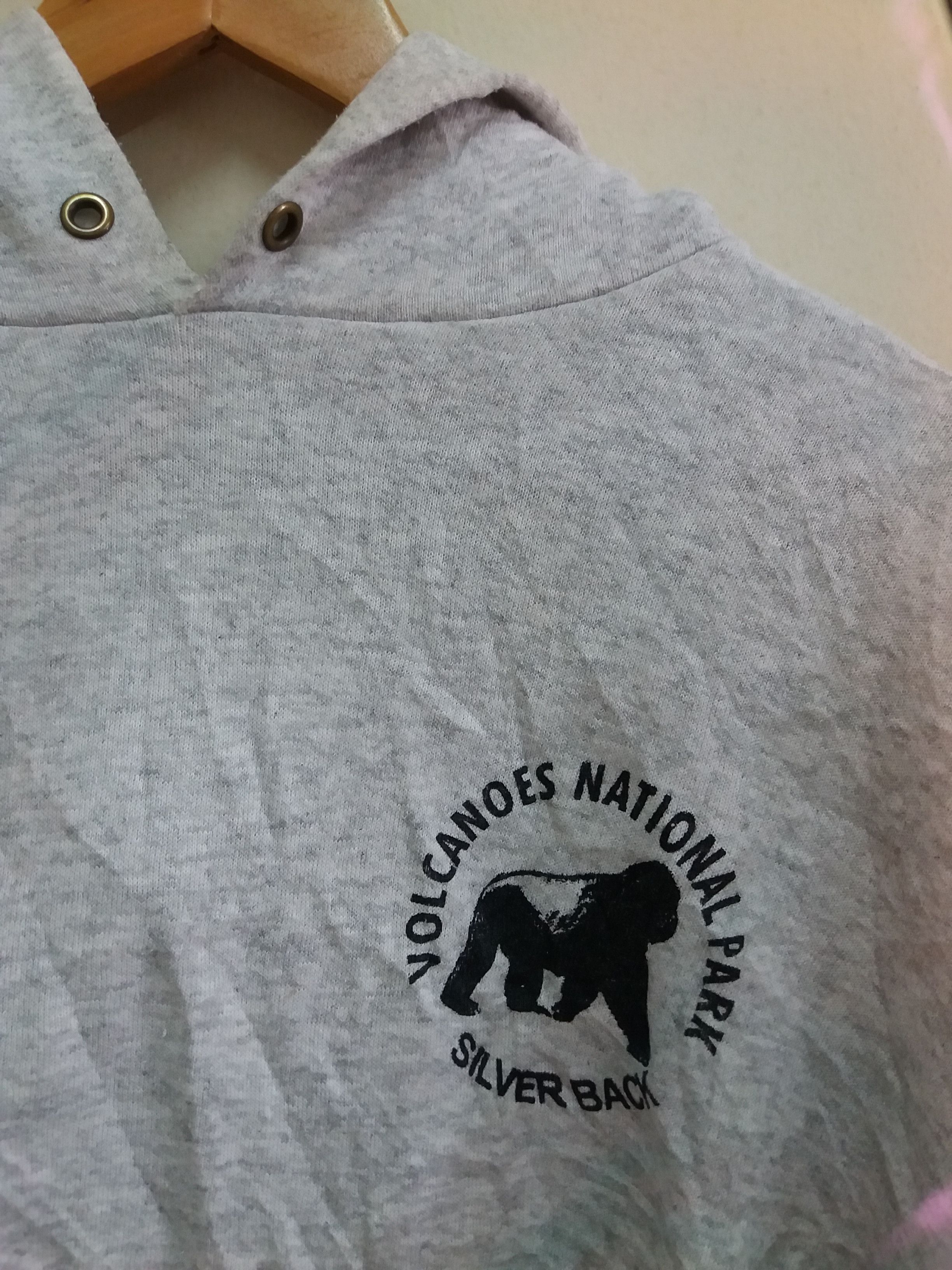 Vintage Vintage Gorilla Rwanda hoodies/Leonardo De Caprio wear it Size US L / EU 52-54 / 3 - 8 Thumbnail