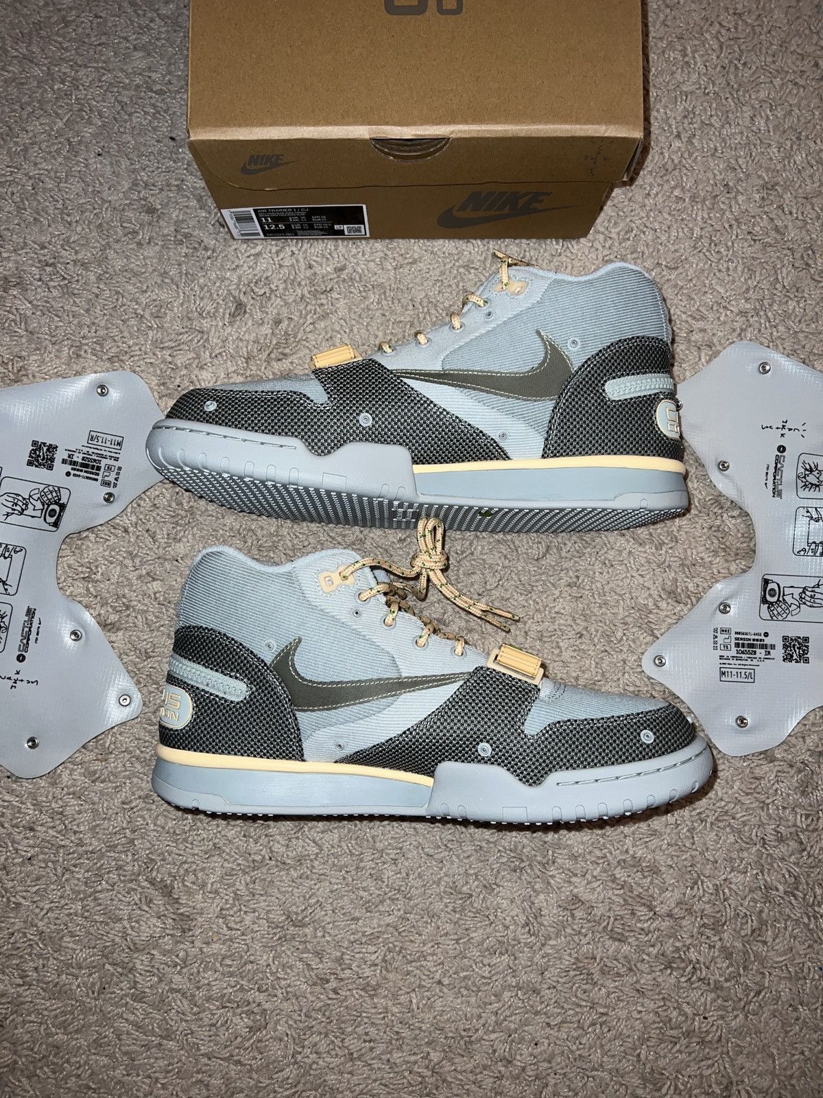 Nike × Travis Scott Travis Scott Air trainer 1 Grey haze Size US 11 / EU 44 - 2 Thumbnail