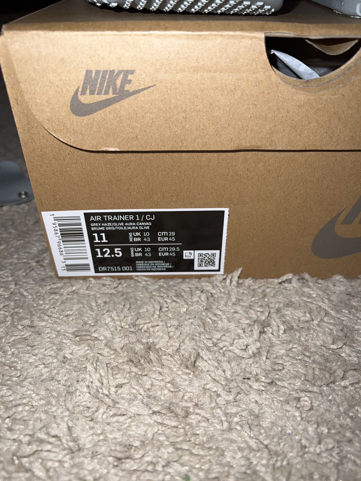 Nike × Travis Scott Travis Scott Air trainer 1 Grey haze Size US 11 / EU 44 - 7 Thumbnail