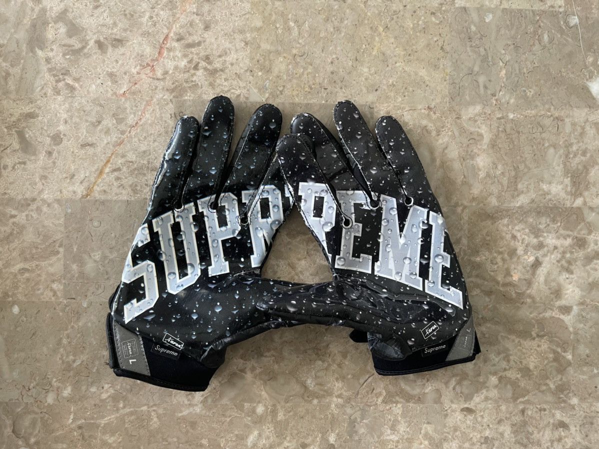 Nike × Supreme Supreme X Nike Vapor Jet 4.0 Football Gloves LARGE