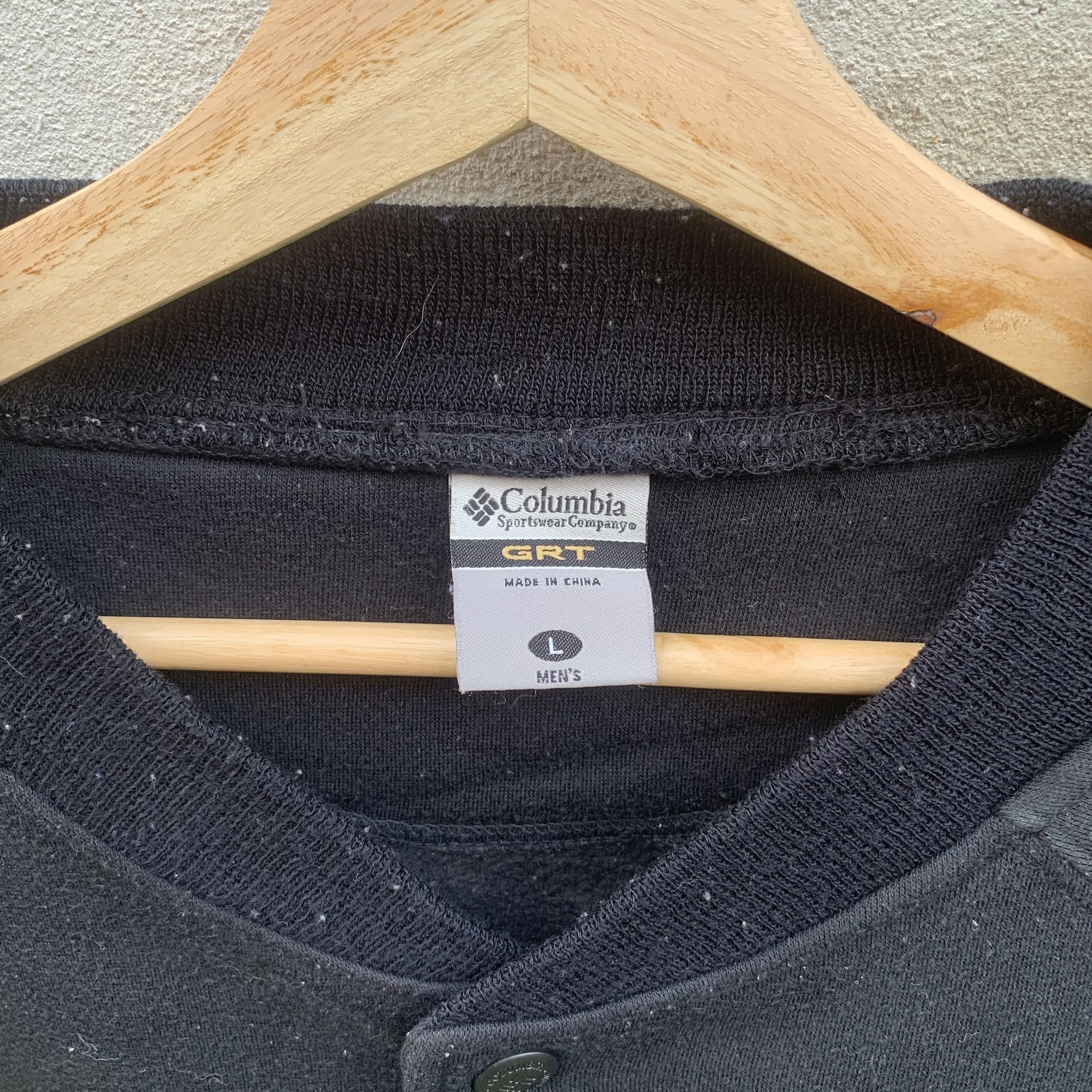 Columbia Vintage Columbia GRT Black Sportswear Sweatshirts Size US L / EU 52-54 / 3 - 3 Thumbnail