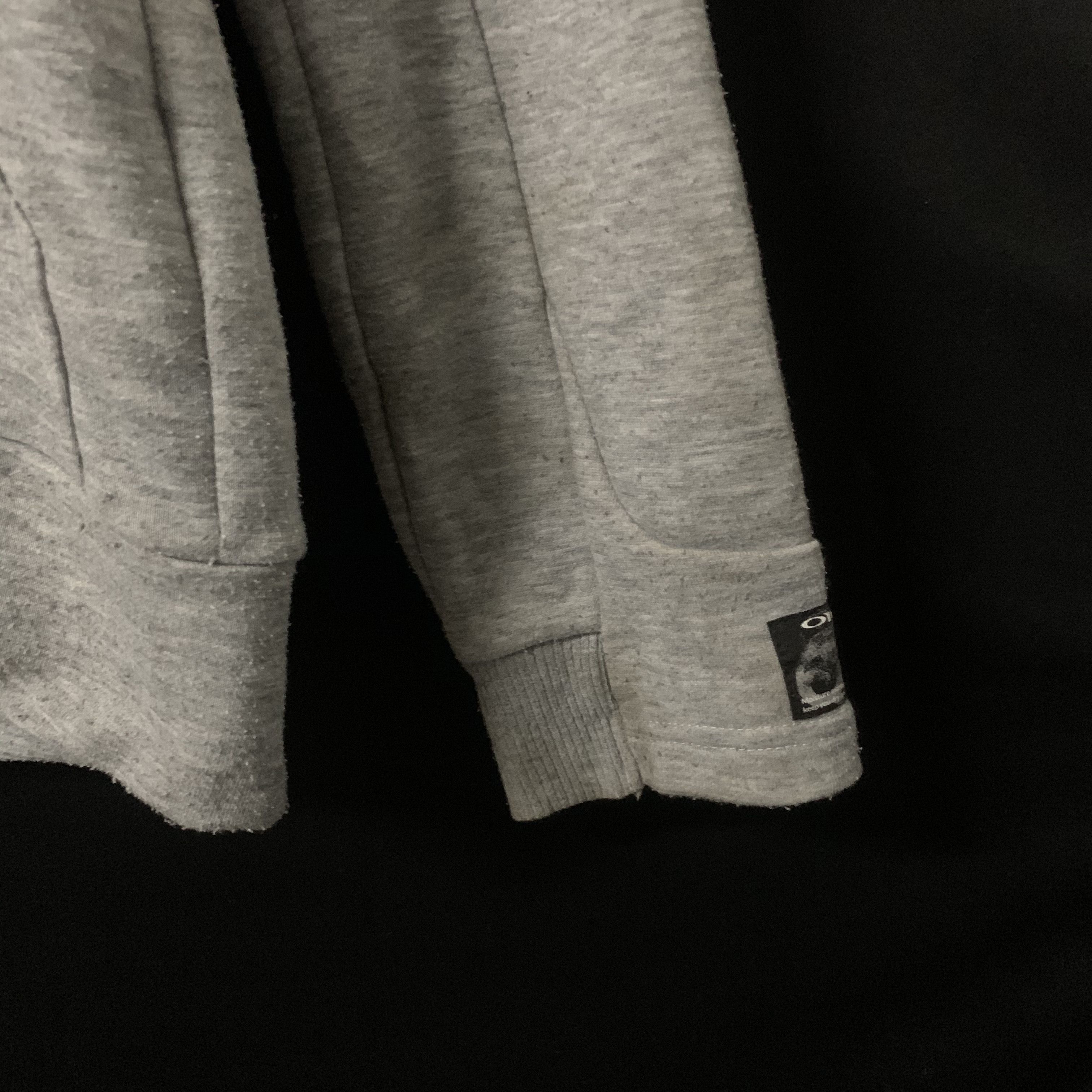 Oakley Vintage Oakley Big Logo Hooded Sweatshirt Size US L / EU 52-54 / 3 - 6 Thumbnail