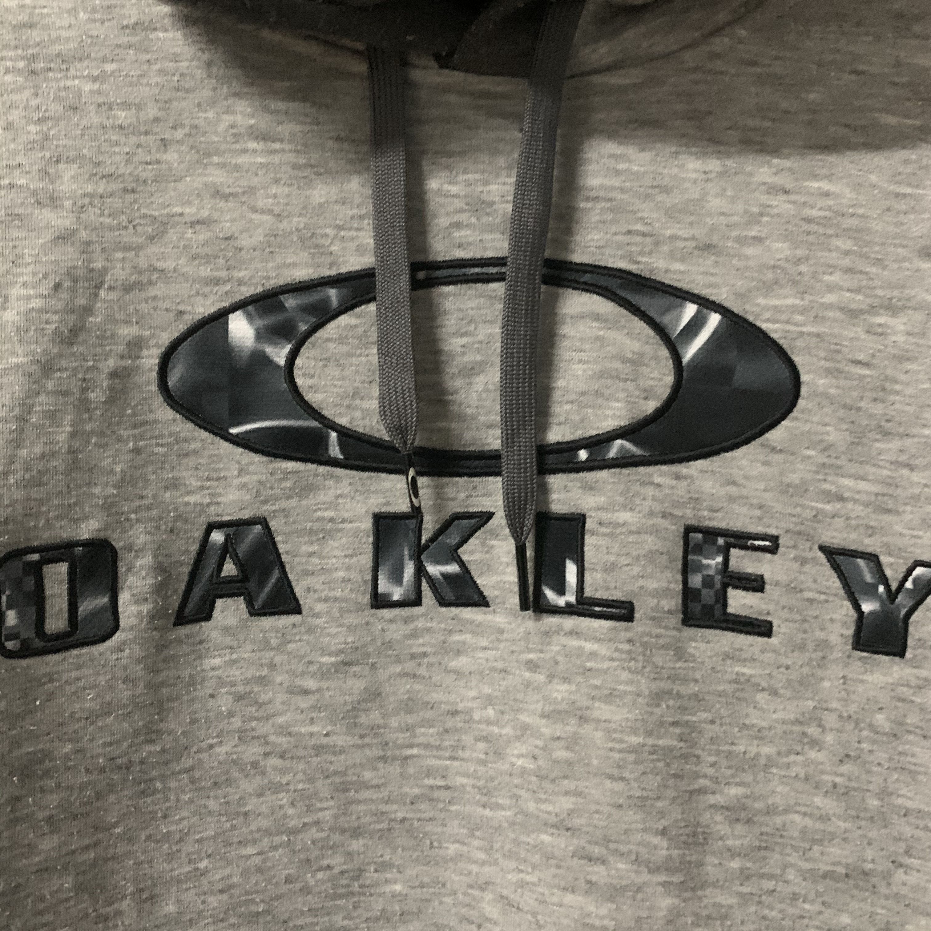 Oakley Vintage Oakley Big Logo Hooded Sweatshirt Size US L / EU 52-54 / 3 - 4 Thumbnail
