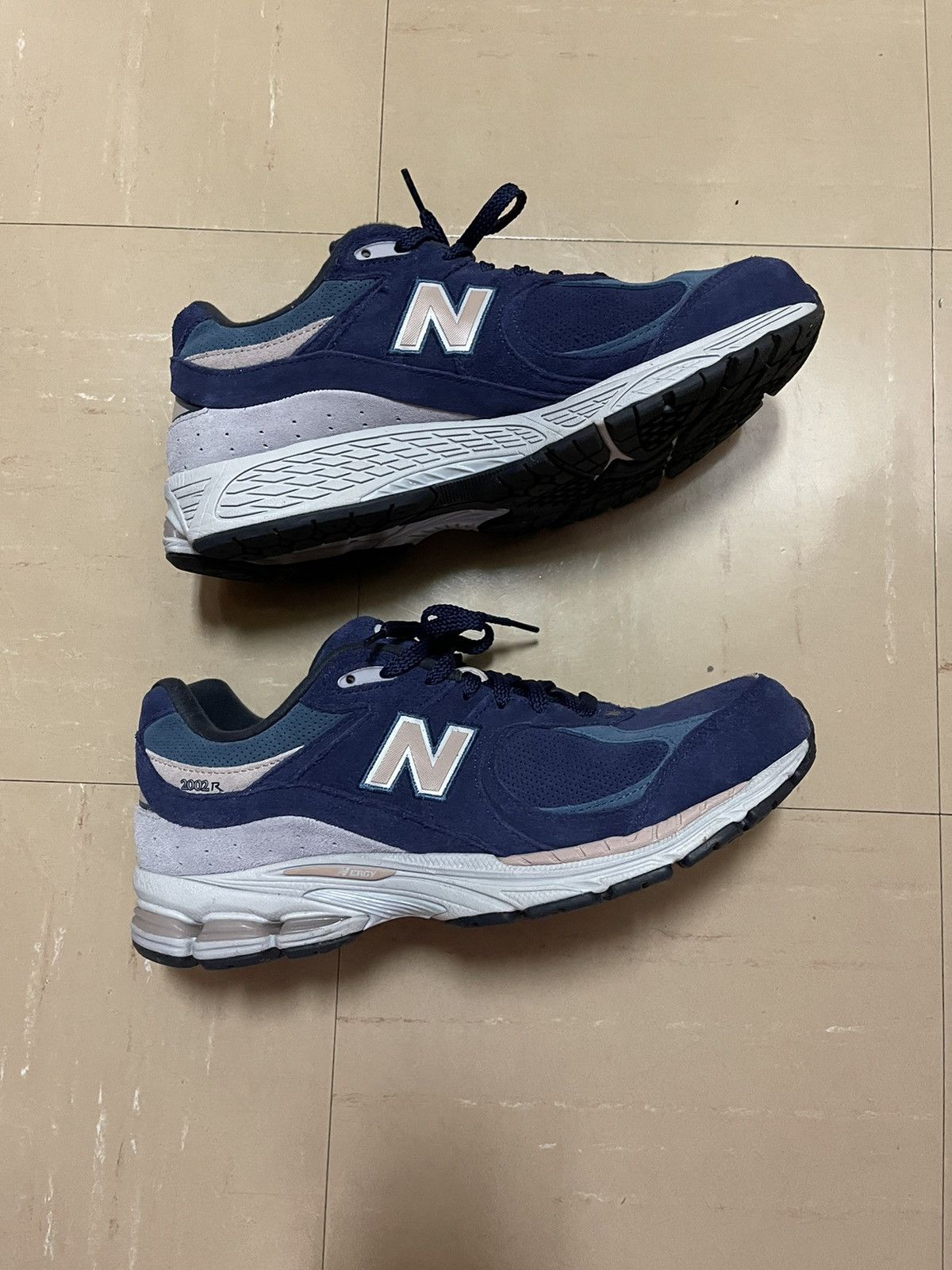 New Balance New Balance 2002r Blue/Taupe Size US 12 / EU 45 - 2 Thumbnail