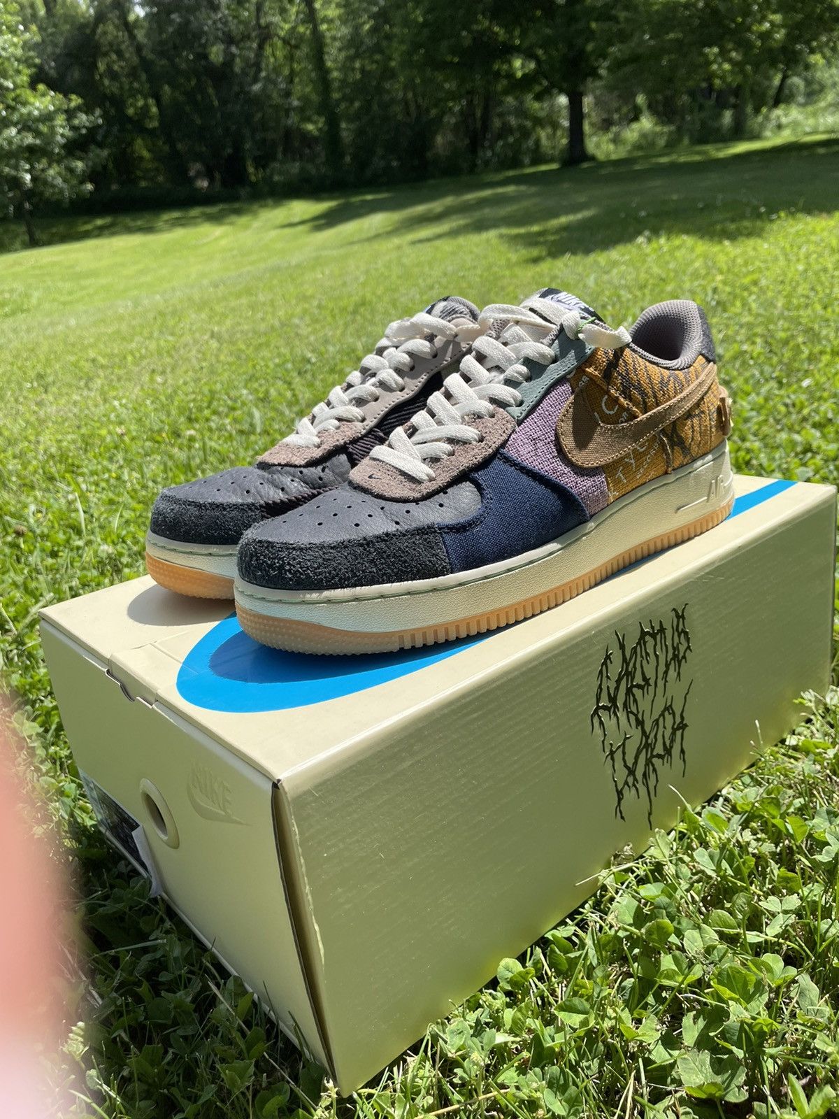 Nike × Travis Scott Air Force 1 Low Cactus Jack Size US 9.5 / EU 42-43 - 1 Thumbnail
