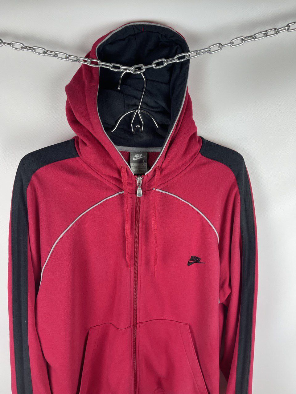 Nike Nike vintage y2k red black hoodie logo swoosh jacket Size US L / EU 52-54 / 3 - 3 Thumbnail