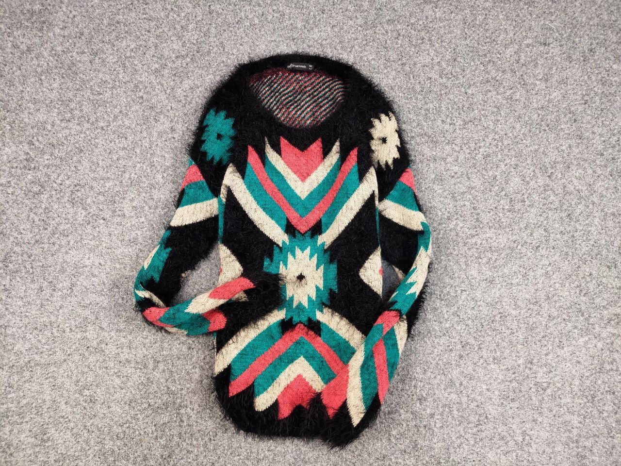 Japanese Brand Vintage 90's Japanese Pattern Mohair Style Crewneck Sweater Size US S / EU 44-46 / 1 - 10 Thumbnail