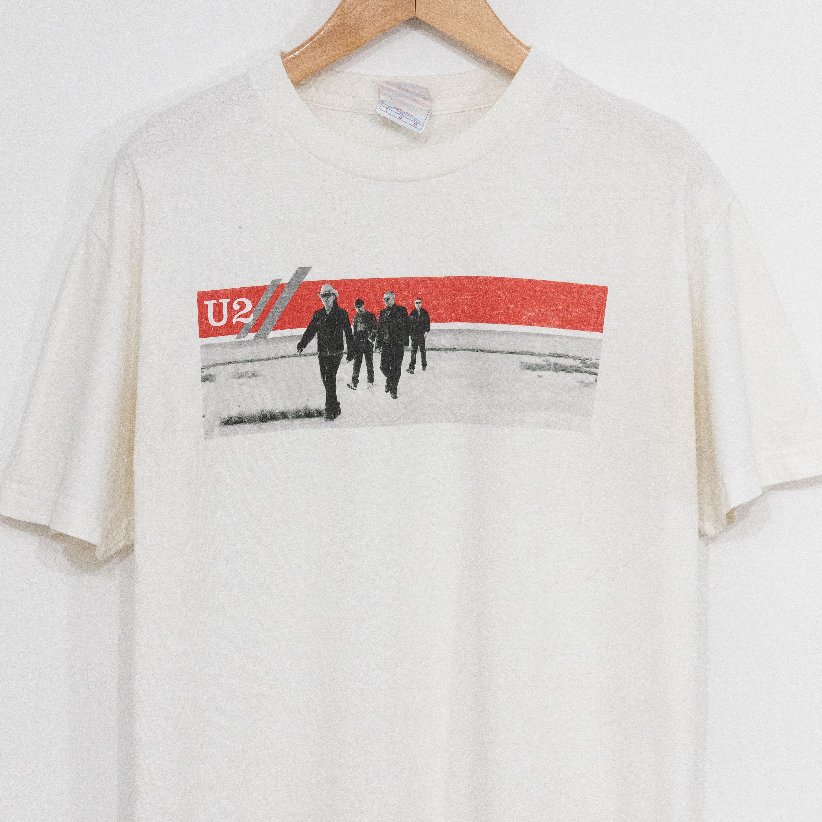 Vintage Vintage Y2K T Shirt L - 2005 U2 Vertigo Tour Tee Distressed Size US L / EU 52-54 / 3 - 2 Thumbnail