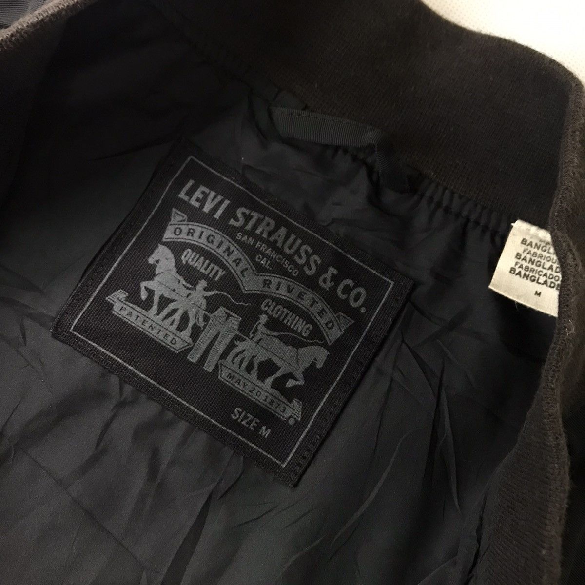 Levi's Levi’s Black Bomber Sun Faded Jacket Size US M / EU 48-50 / 2 - 7 Thumbnail
