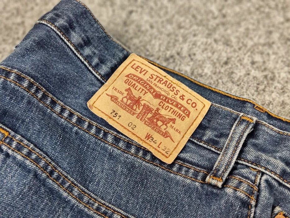 Levi's Vintage 90's Levis 751 Released Hem Faded Blue Denim Jeans Size US 34 / EU 50 - 8 Thumbnail