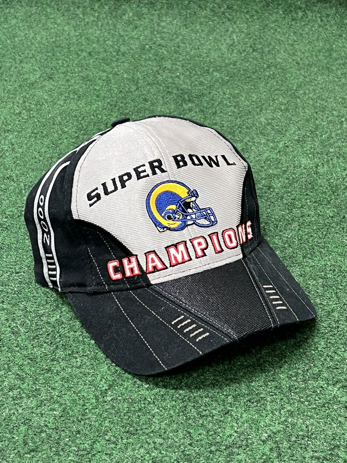 Vintage St. Louis Rams Super Bowl Champions 2000 Hat Puma Strap Back  Adjustable