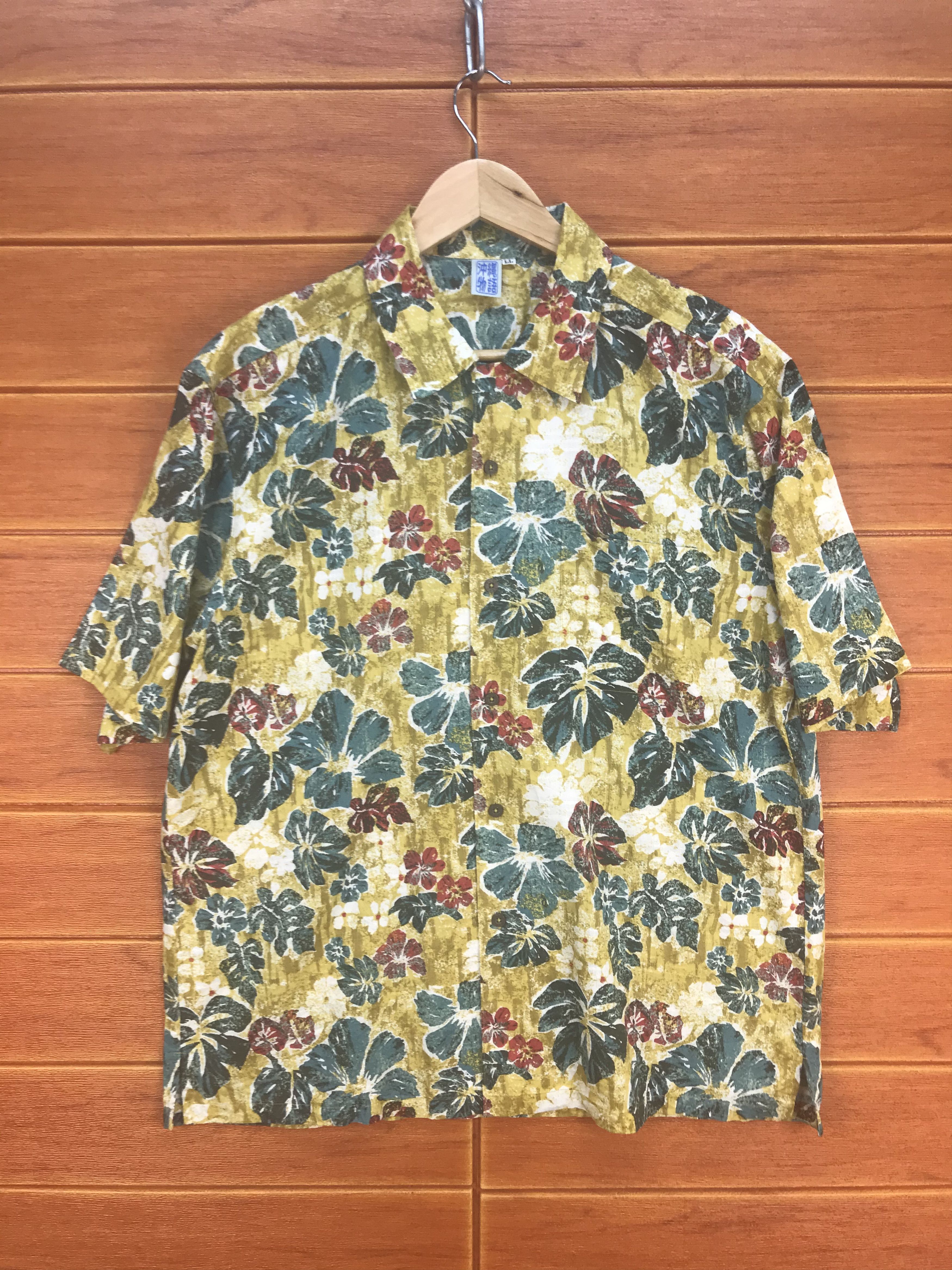 Vintage Vintage Japanese Hawaiian Made In Okinawa Aloha Shirt Size US L / EU 52-54 / 3 - 1 Thumbnail