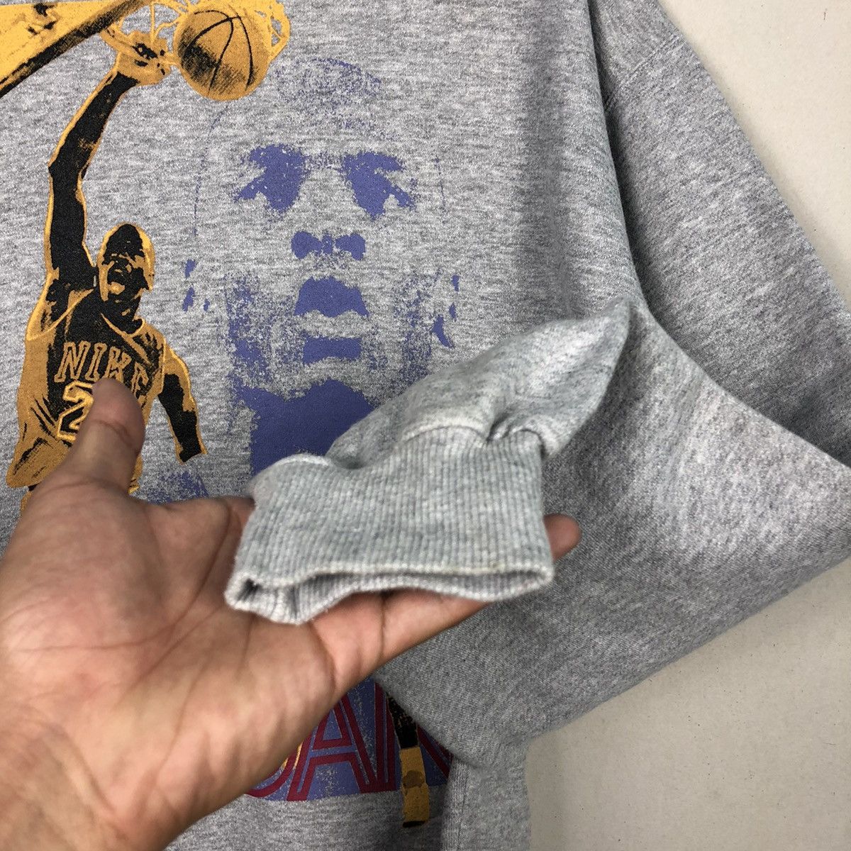 Jordan Brand Rare!! Vintage 90’s Nike Air Jordan Sweatshirt Pullover Size US XL / EU 56 / 4 - 5 Thumbnail