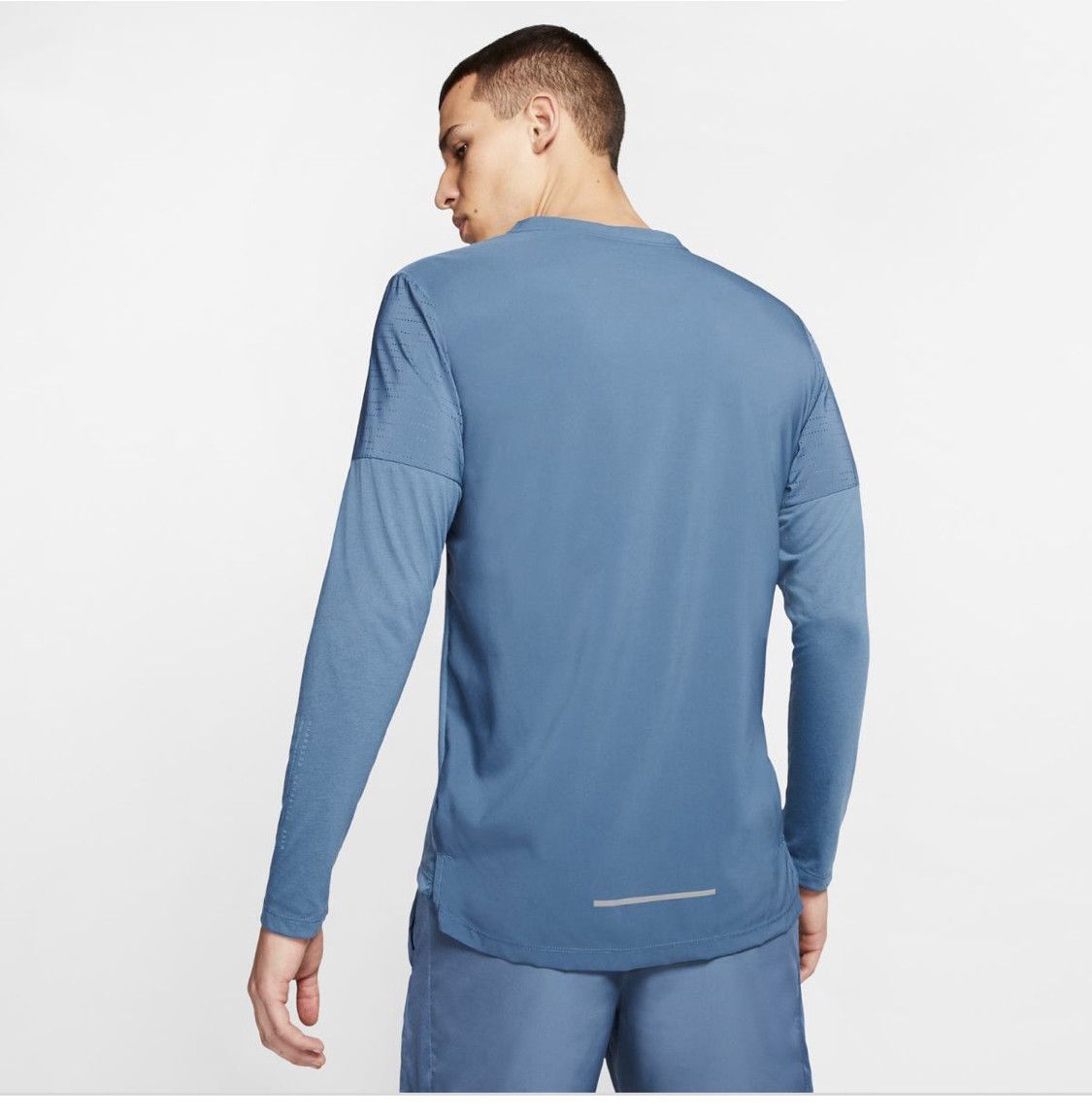 Nike Nike Dri-Fit Running Rise 365 Top LS Hybrid Reflective Logo Size US L / EU 52-54 / 3 - 4 Thumbnail