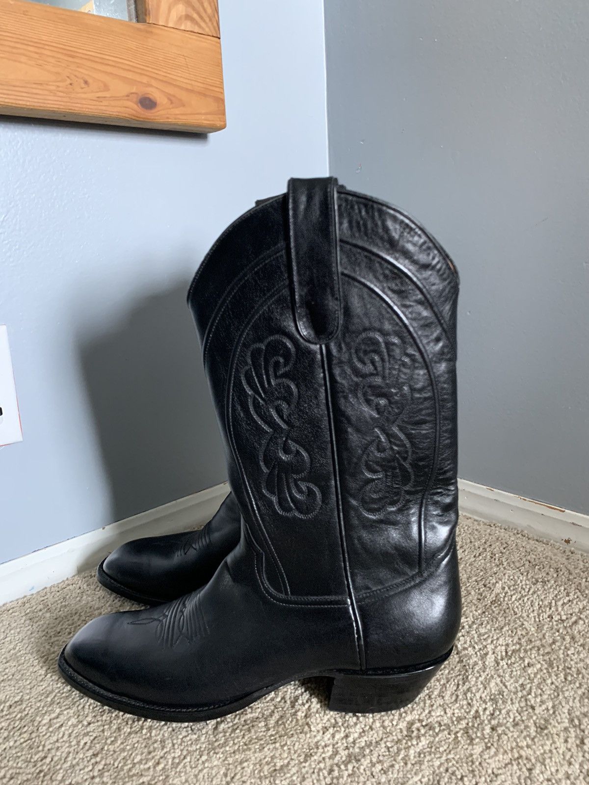 Vintage Larry Mahan Vintage Black Cowboy Boots size 10 | Grailed