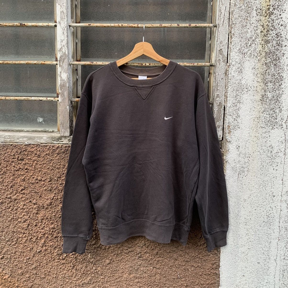 Nike Faded Black Crewneck Small Logo Pullover Sweater