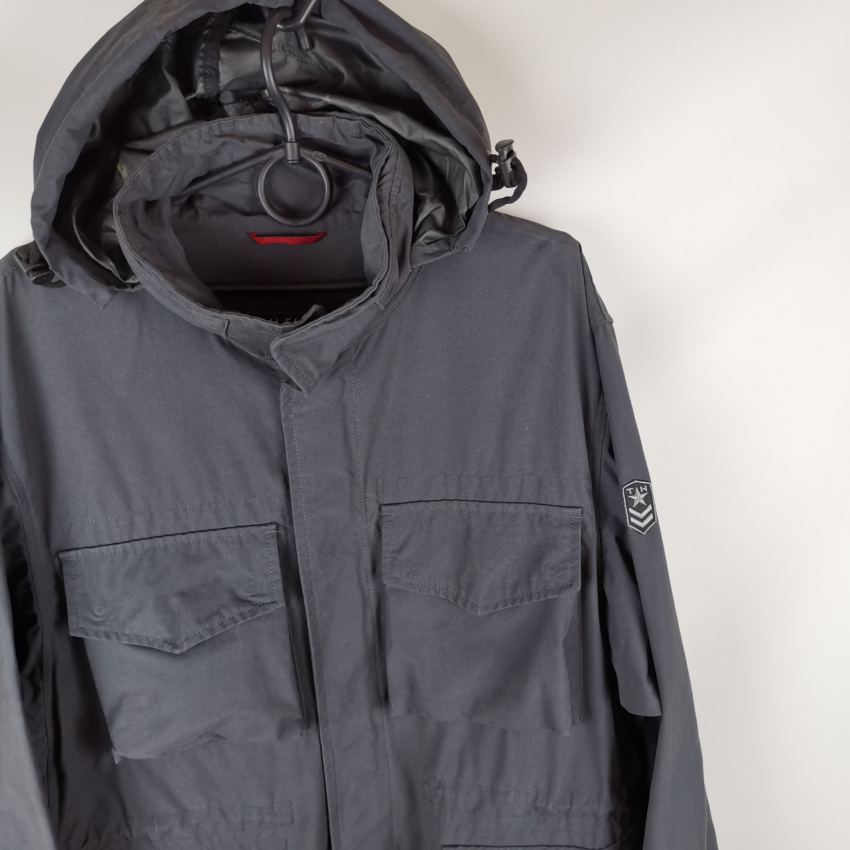 Tommy Hilfiger Tommy Hilfiger riri fiocchi luxury MULTIPOCKET jacket Size US M / EU 48-50 / 2 - 2 Thumbnail
