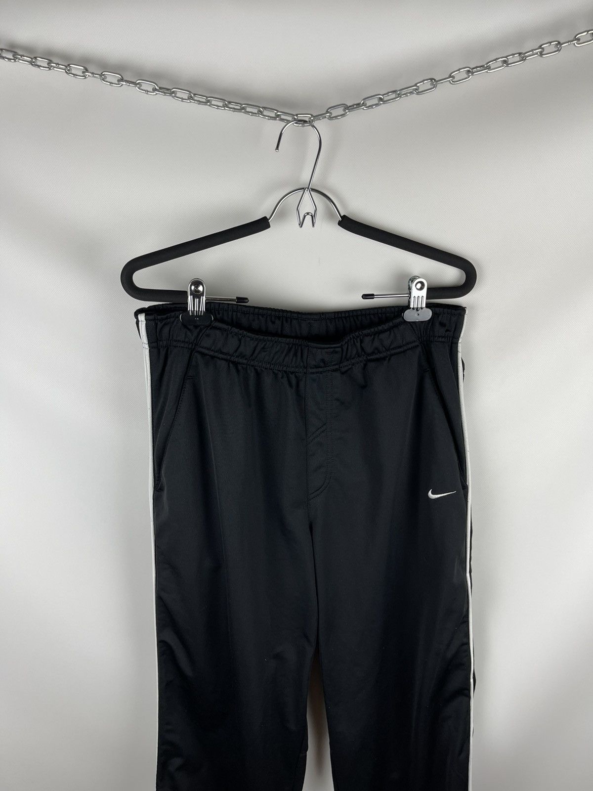 Nike × Vintage Nike vintage y2k black double swoosh trackpants with stripe Size US 34 / EU 50 - 2 Thumbnail