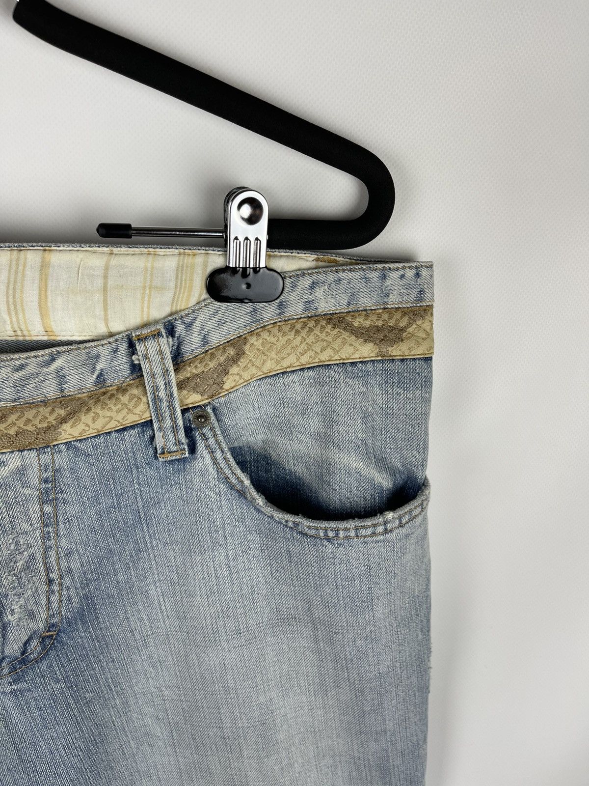 Dolce & Gabbana Dolce & Gabbana snake leather blue distressed denim jeans Size US 36 / EU 52 - 8 Thumbnail