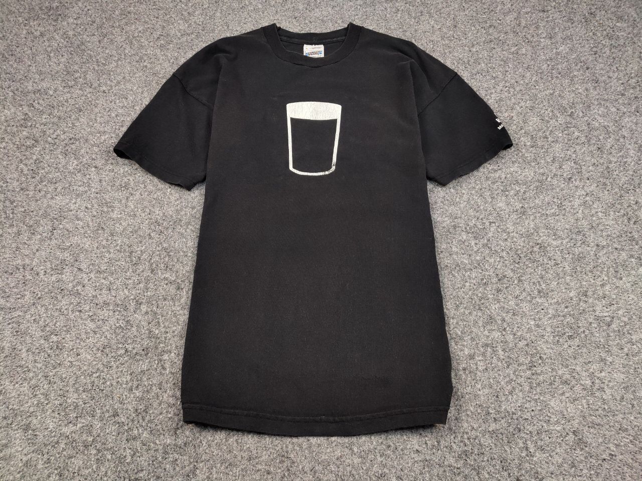 Vintage Vintage 90's Guinness Not Everything In Black&White T shirt Size US XL / EU 56 / 4 - 2 Thumbnail