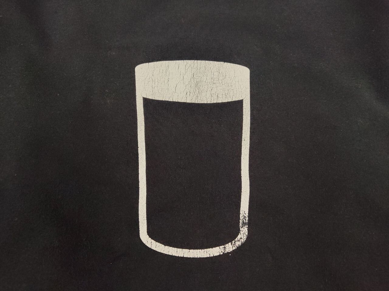 Vintage Vintage 90's Guinness Not Everything In Black&White T shirt Size US XL / EU 56 / 4 - 10 Thumbnail