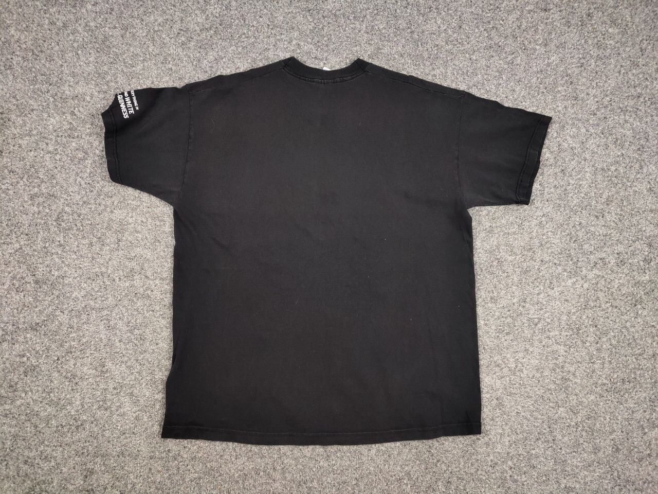 Vintage Vintage 90's Guinness Not Everything In Black&White T shirt Size US XL / EU 56 / 4 - 19 Thumbnail