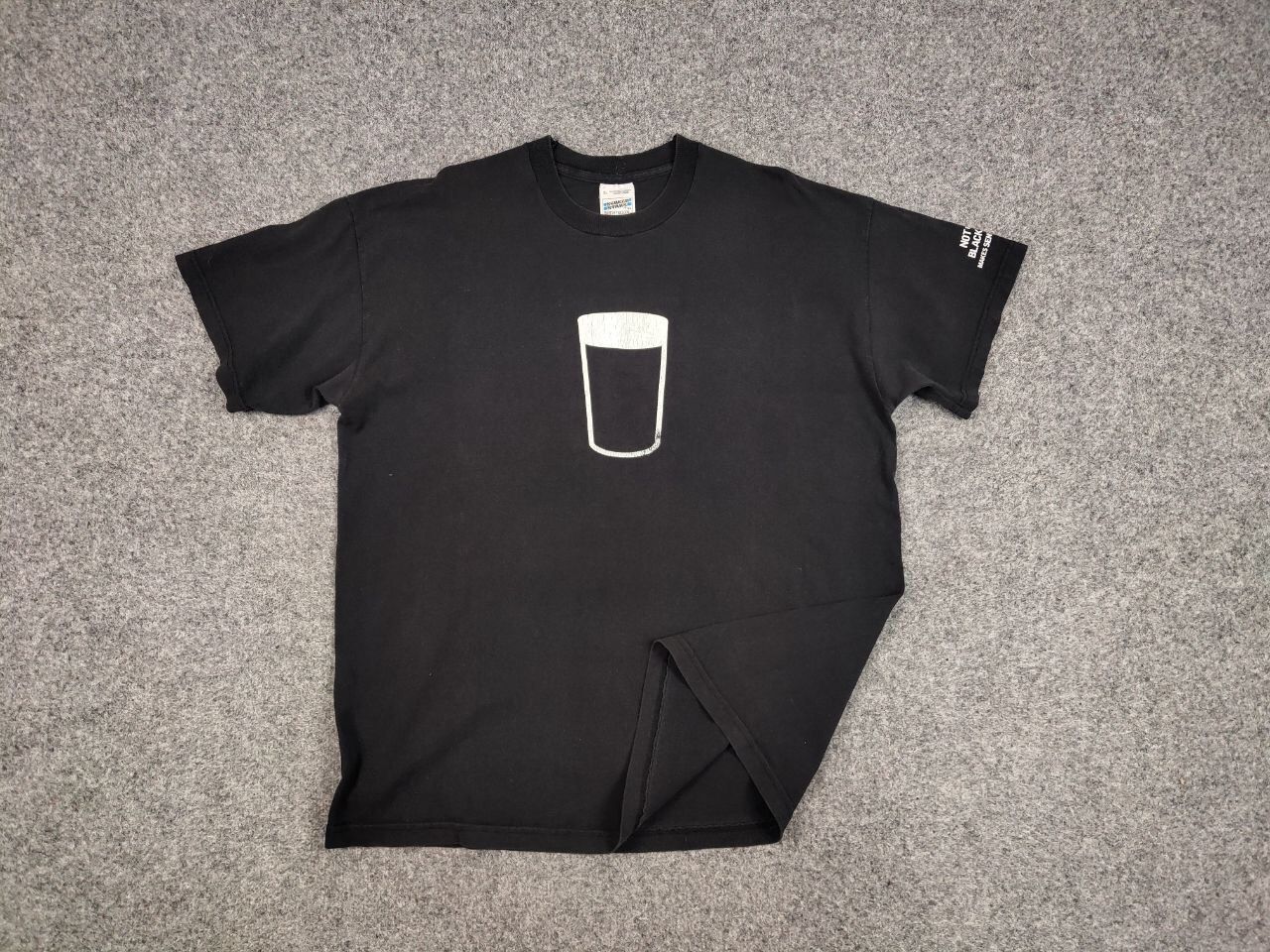 Vintage Vintage 90's Guinness Not Everything In Black&White T shirt Size US XL / EU 56 / 4 - 11 Thumbnail