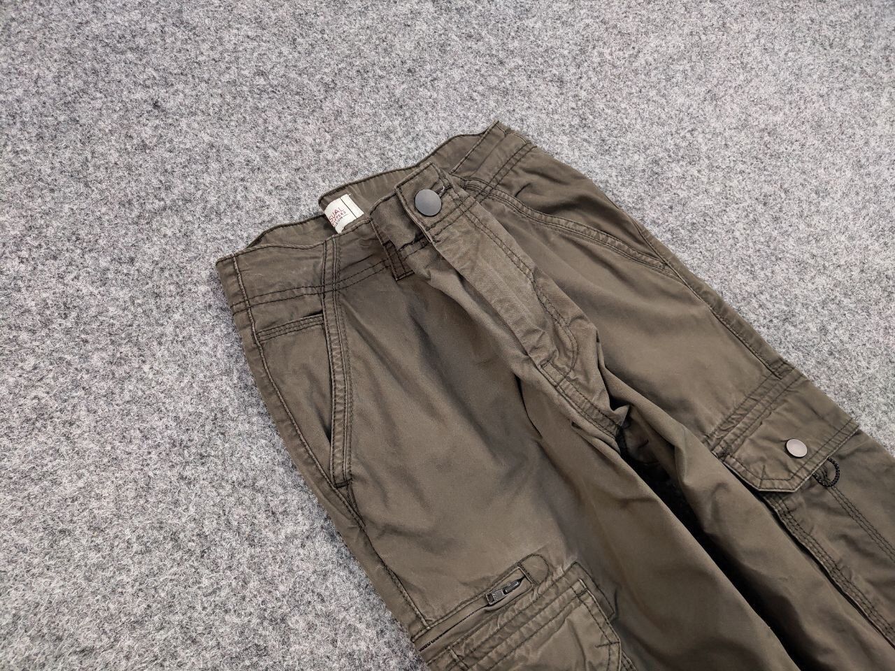 Japanese Brand Vintage Cargo Pants Travis Scott Japan Zip Pocket Olive Size US 34 / EU 50 - 9 Thumbnail