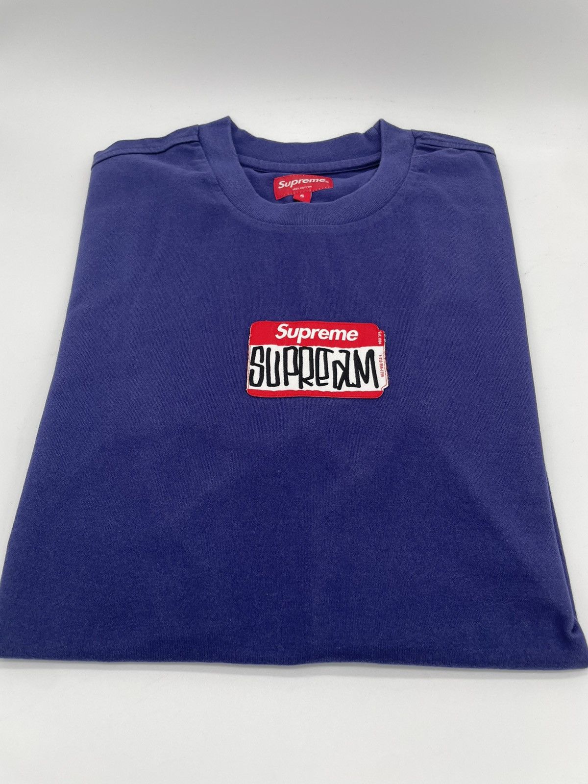 Supreme Gonz Name Tag S/S Top FW21 - www.rajagirimanappuram.com