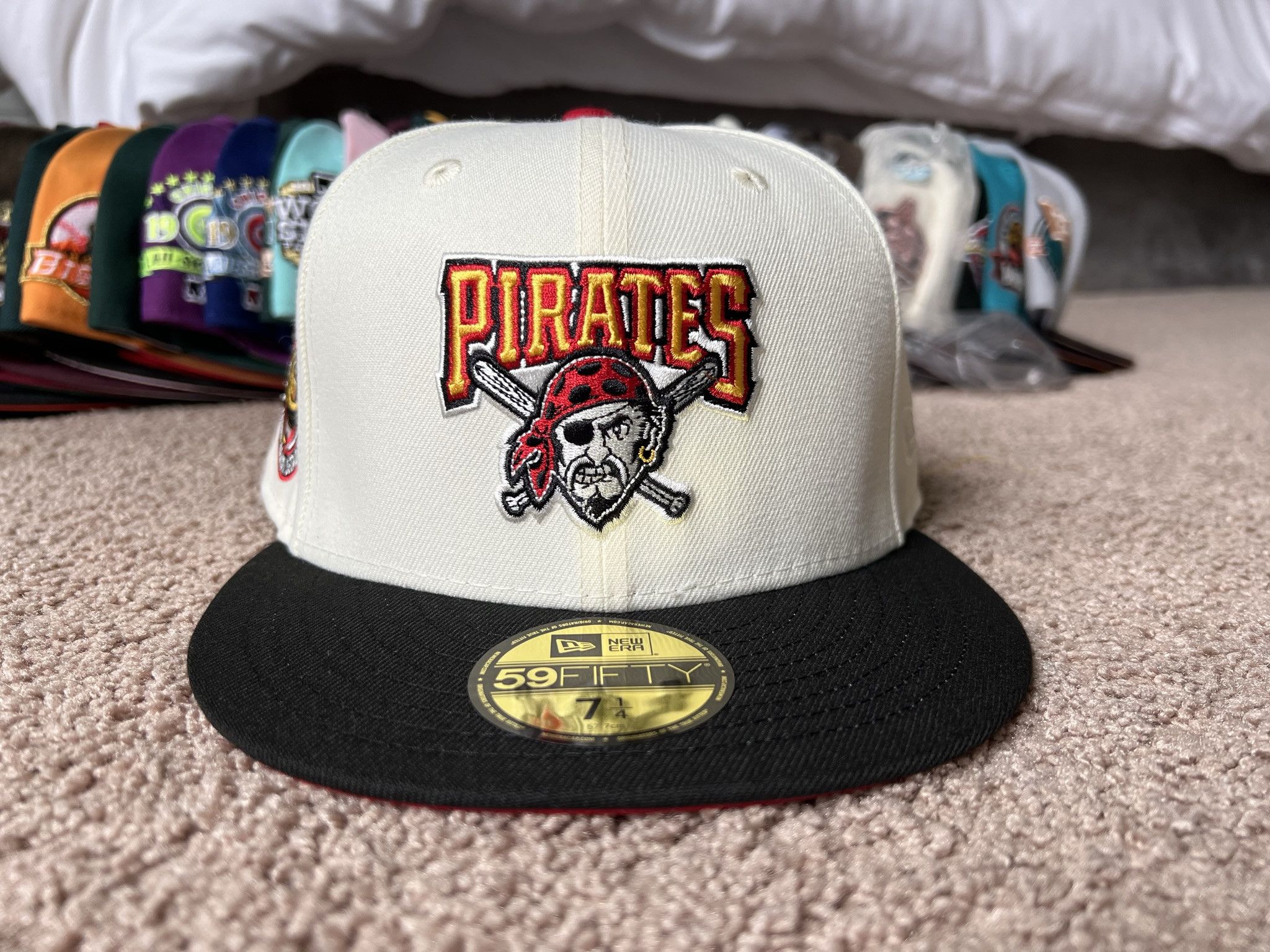 New Era PITTSBURGH PIRATES OFF WHITE DOME TWO TONE NEW ERA 7 1/4 