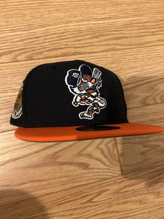 Detroit Tigers "2 Tone Chrome 12-99 Coked Out Tiger" Hat (7 3/8)