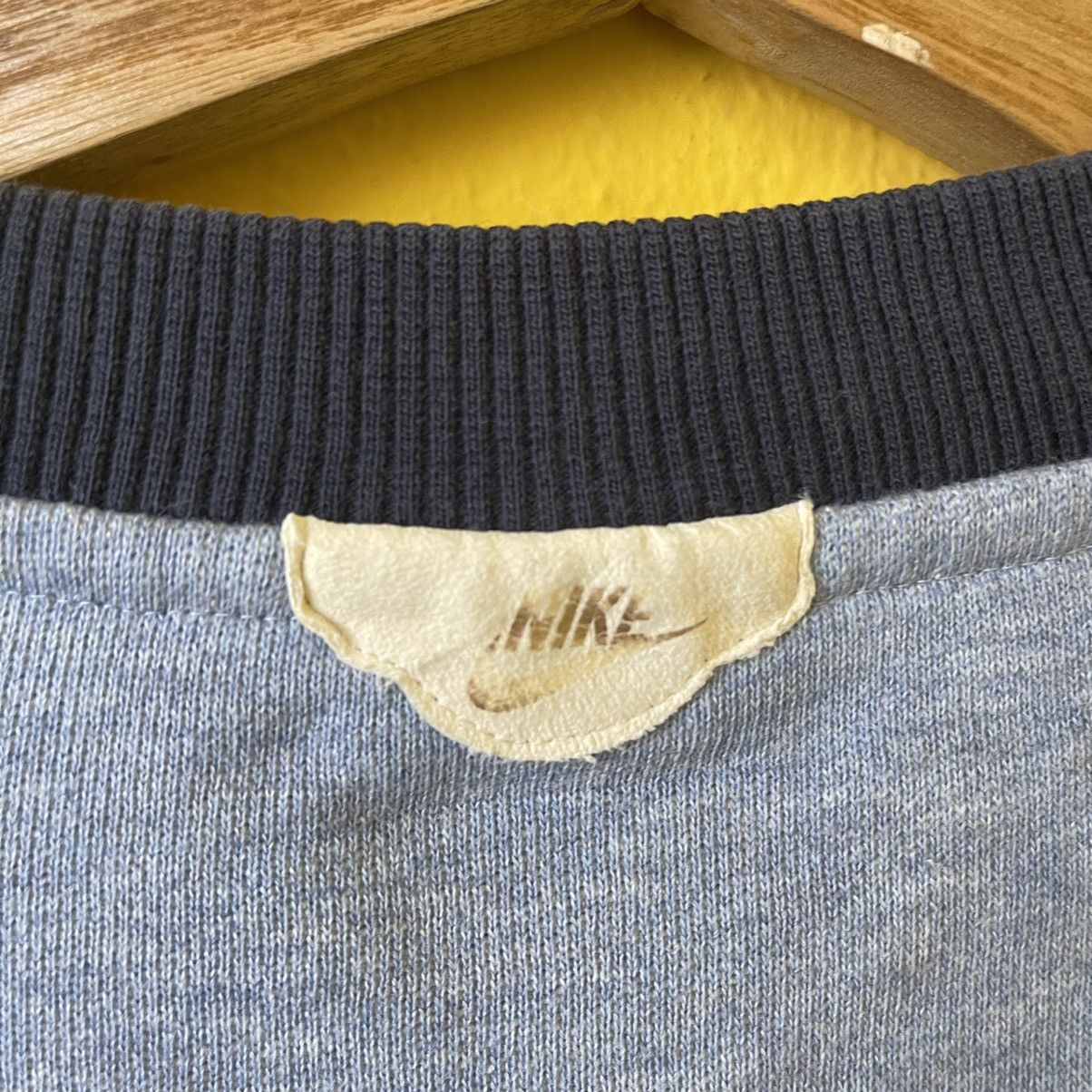 Nike × Vintage Vintage Nike Big Logo Crewneck Sweatshirt Size M Size US M / EU 48-50 / 2 - 7 Thumbnail