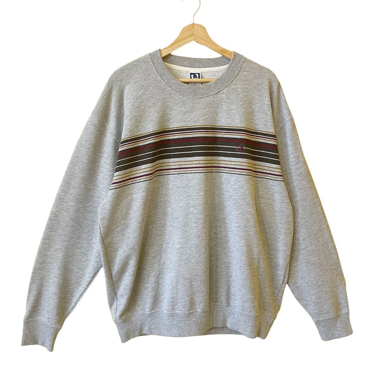 Hang Ten Vintage 90s Hang Ten Big Logo Crewneck Sweatshirt Size L Size US L / EU 52-54 / 3 - 1 Thumbnail