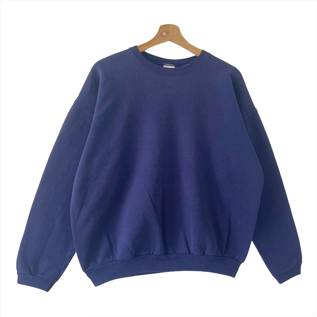 Hanes Vintage 90s Hanes Plain Crewneck Sweatshirt Size L Size US L / EU 52-54 / 3 - 2 Thumbnail