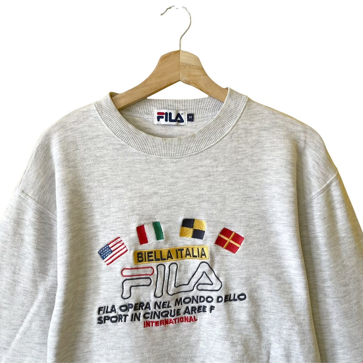 Fila × Vintage Vintage 90s Fila Embroidered Logo Crewneck Sweatshirt Size M Size US M / EU 48-50 / 2 - 4 Thumbnail