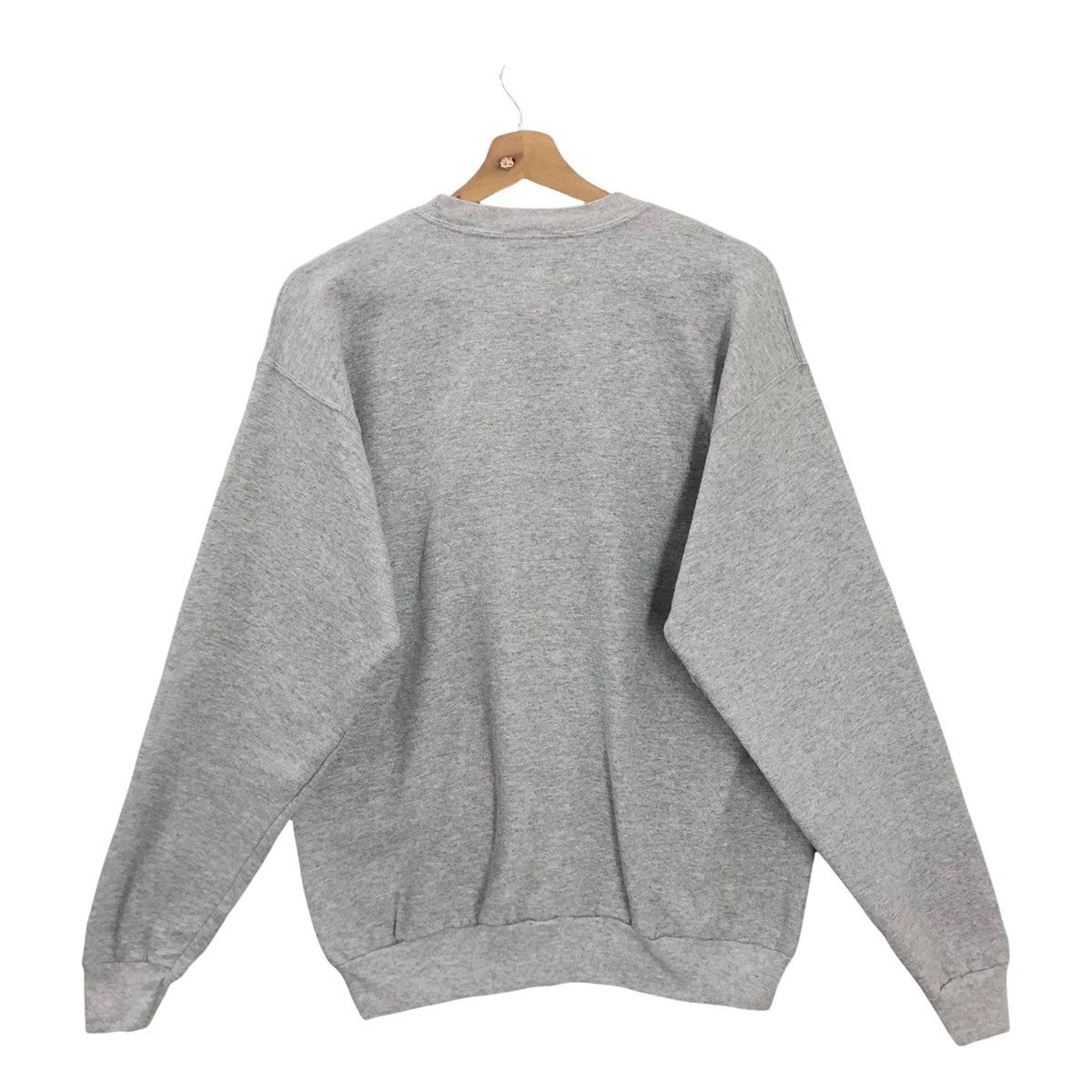 Mickey Mouse Vintage 90s Mickey Mouse Crewneck Sweatshirt Size M Size US M / EU 48-50 / 2 - 6 Thumbnail