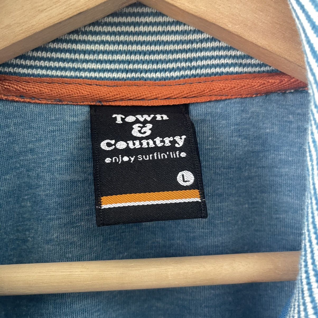 Japanese Brand Vintage TnC Hawaii Pearl City Surf Big Logo Sweater Size M Size US M / EU 48-50 / 2 - 9 Thumbnail