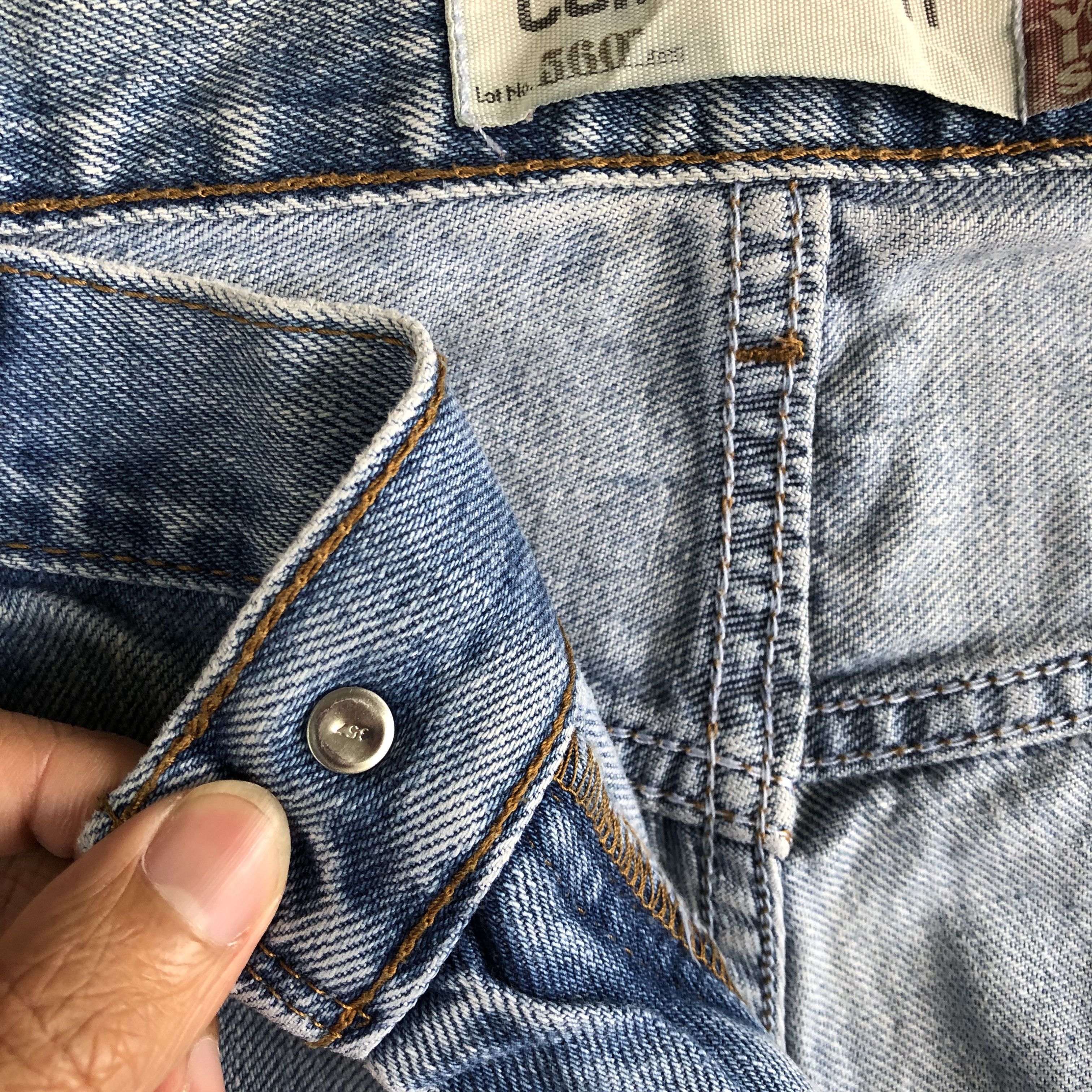 Jean × Levi's × Vintage Vintage Y2K Levis Sun Faded Jeans Levi's Light Wash Denim Size US 40 / EU 56 - 7 Thumbnail