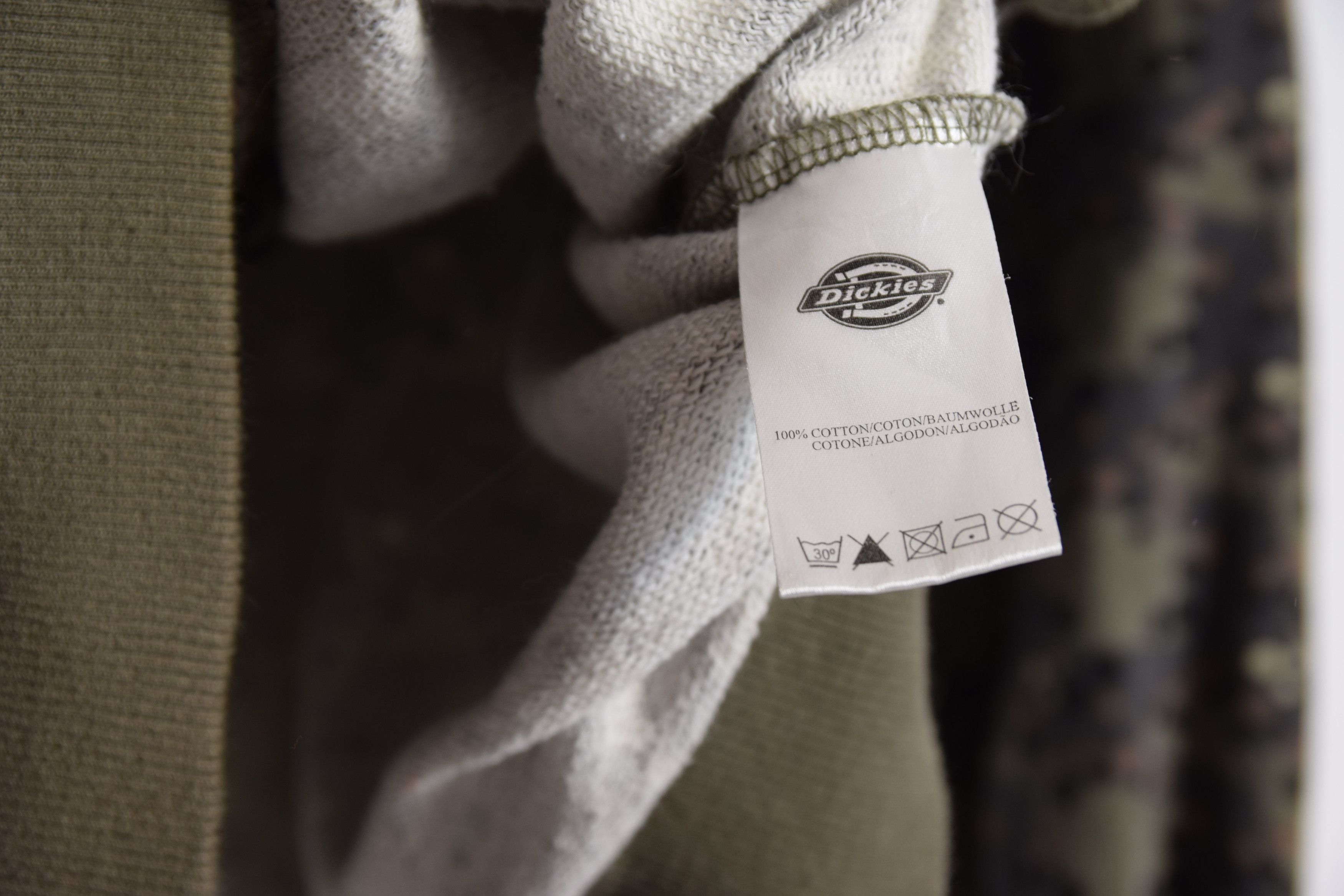 Dickies Hooded Full Zip Dickies Sweatshirt Digi Camo L Size US L / EU 52-54 / 3 - 5 Thumbnail