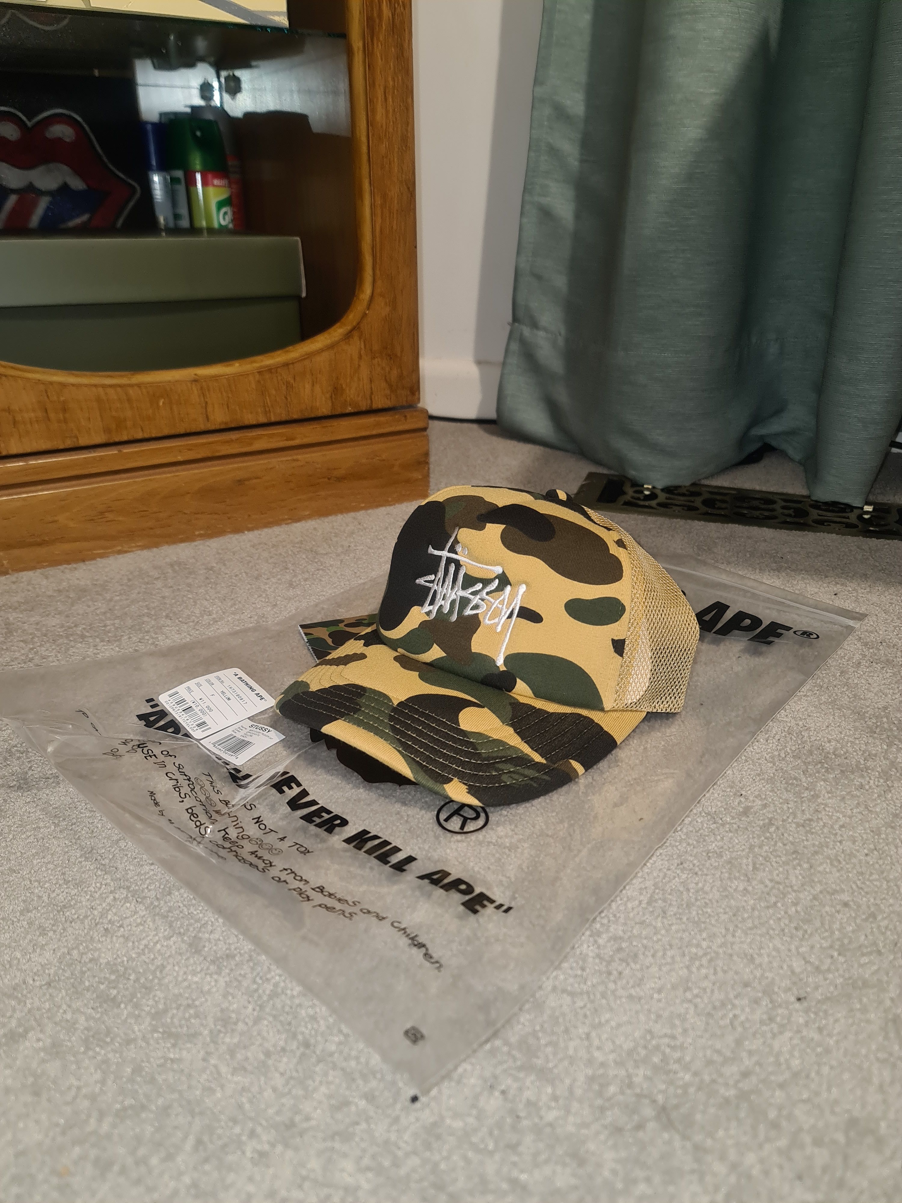 A BATHING APE × CARHARTT CAMO  CAP BAPE × Carhartt trucker hat a bathing ape NIGO BAPE camo