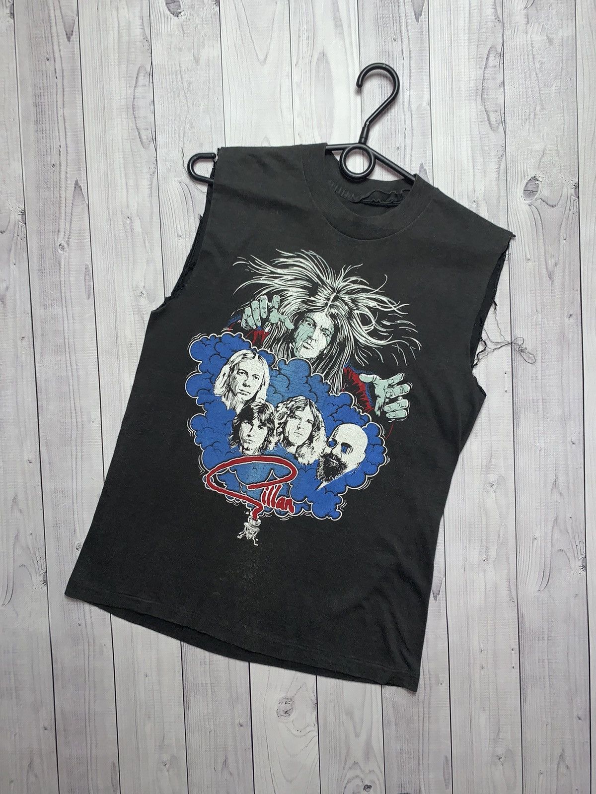 Band Tees Vintage Rock tee Gillan Magic tour 82 rare Size US XS / EU 42 / 0 - 1 Thumbnail